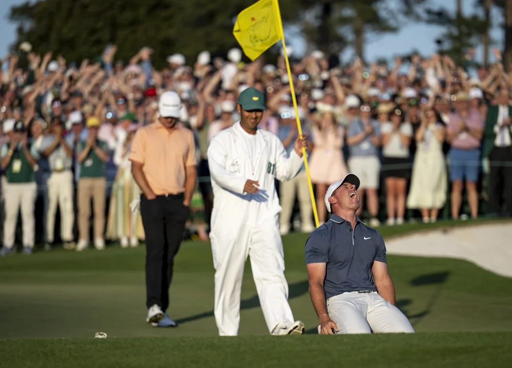 Рори Макилрой готовится к удару