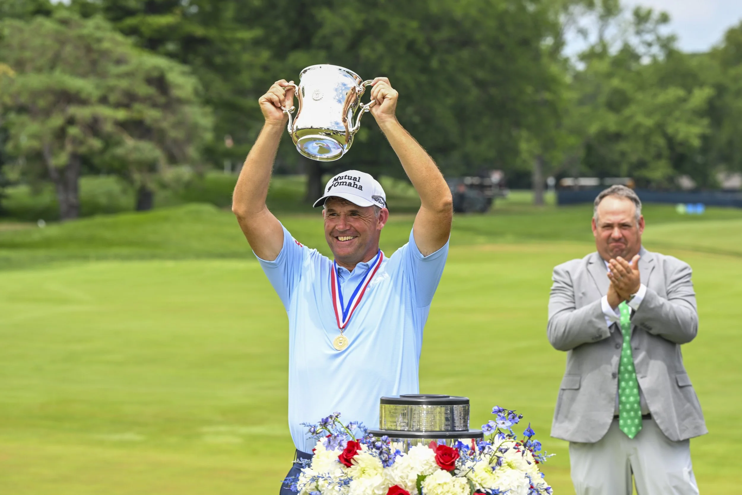 Harrington clinches third US Senior Open with brilliant putting week at Scioto