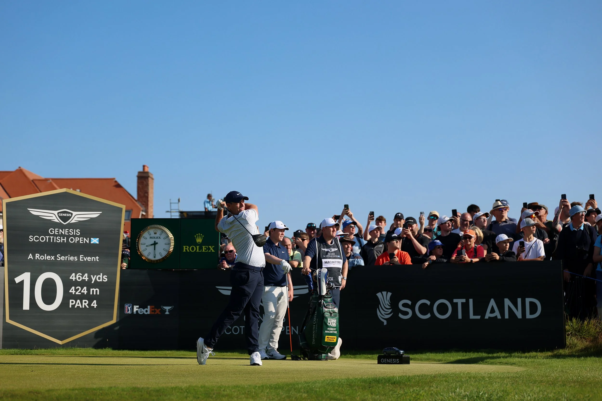 McIlroy quick off the mark in Scotland