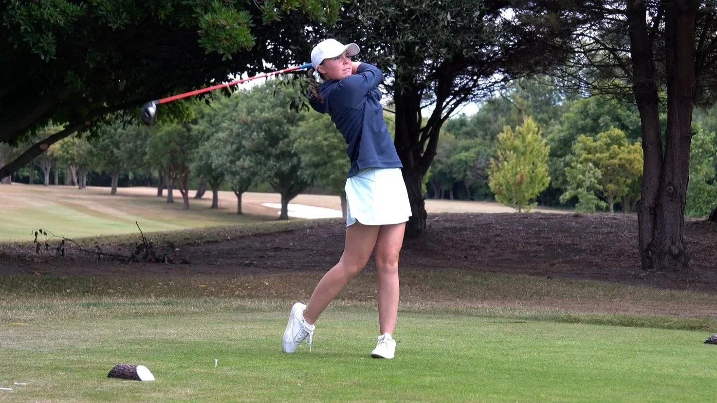 Coulter wins on professional debut after play-off