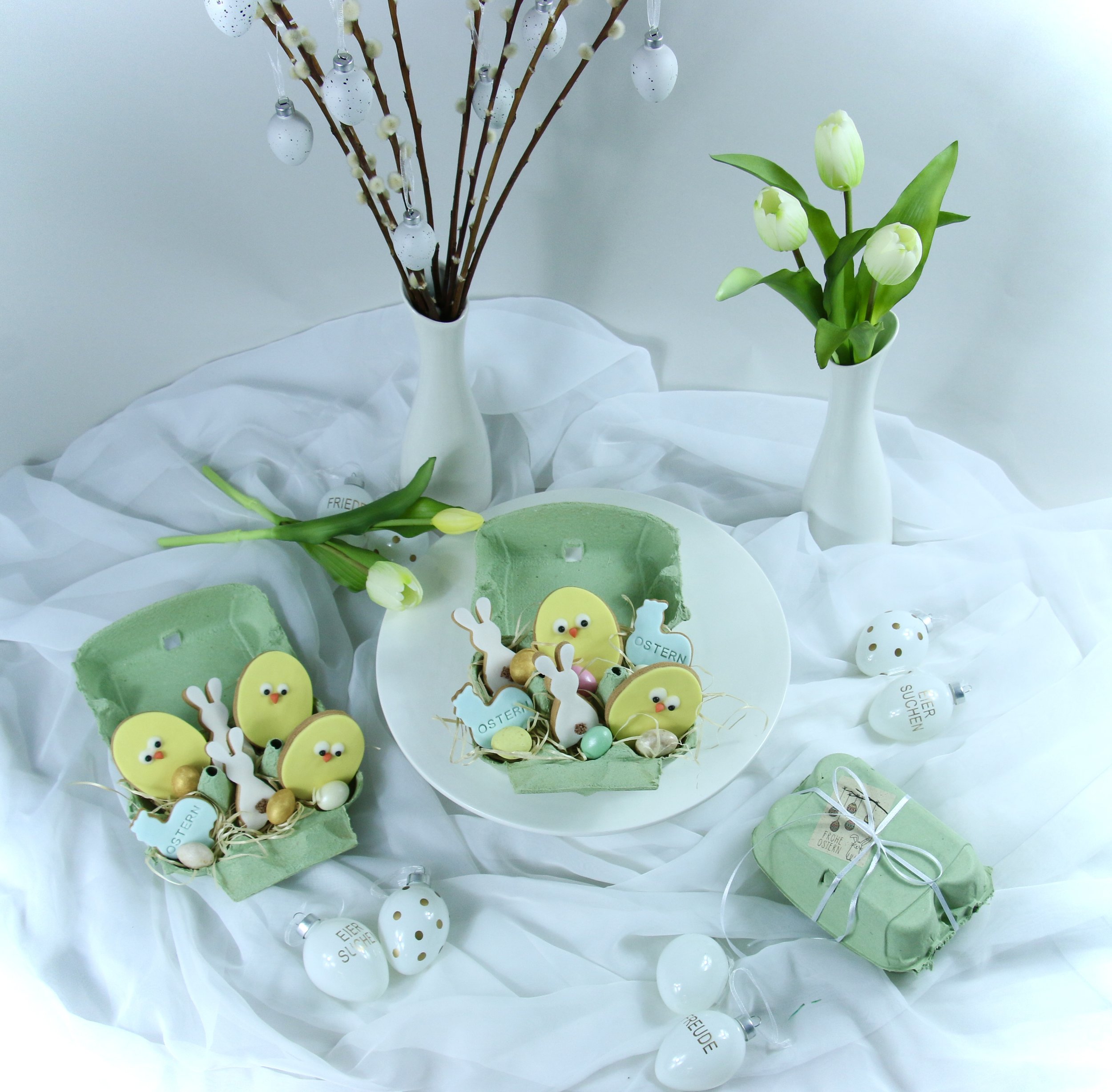  🐣🥚Osterspecial🥚🐣  .  Ihr sucht noch eine Kleinigkeit für Eure Lieben?  Da haben wir was für Euch!!!  Wunderschöne und zuckersüße Osterkekse, dekorativ österlich verpackt🐇.  .  Pro Ostergeschenk 15,00 € 