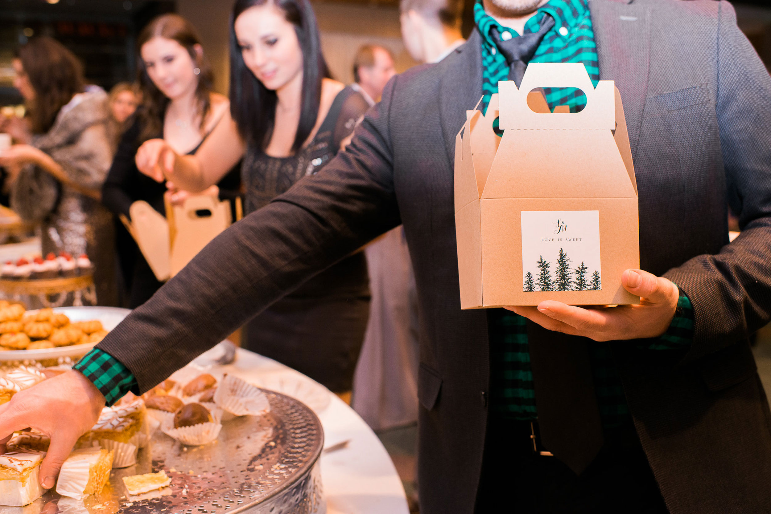 LM-Dessert-Box-Ali-Reed-Photo.jpg