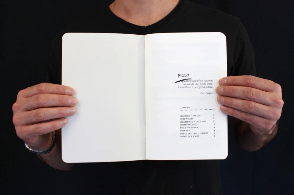 manual_allpages_+pantone_0002_tableOC.jpg