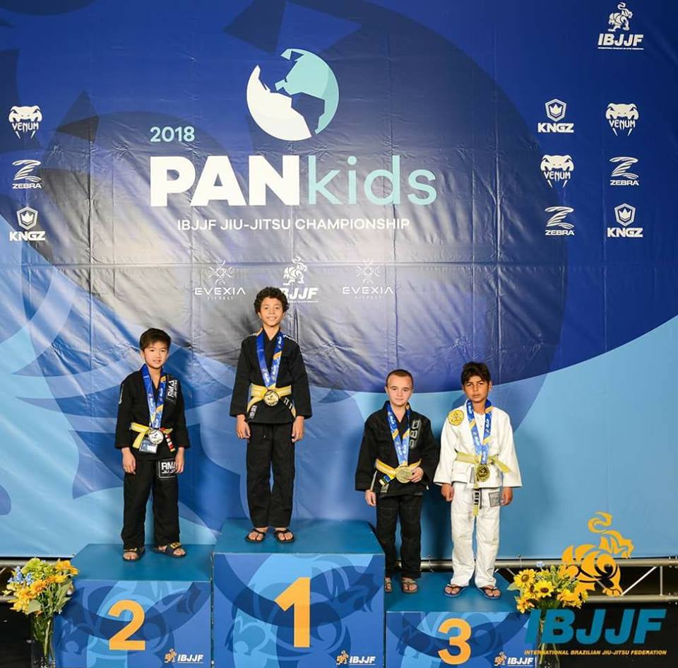 Toby Gold Pan Ams2.jpg