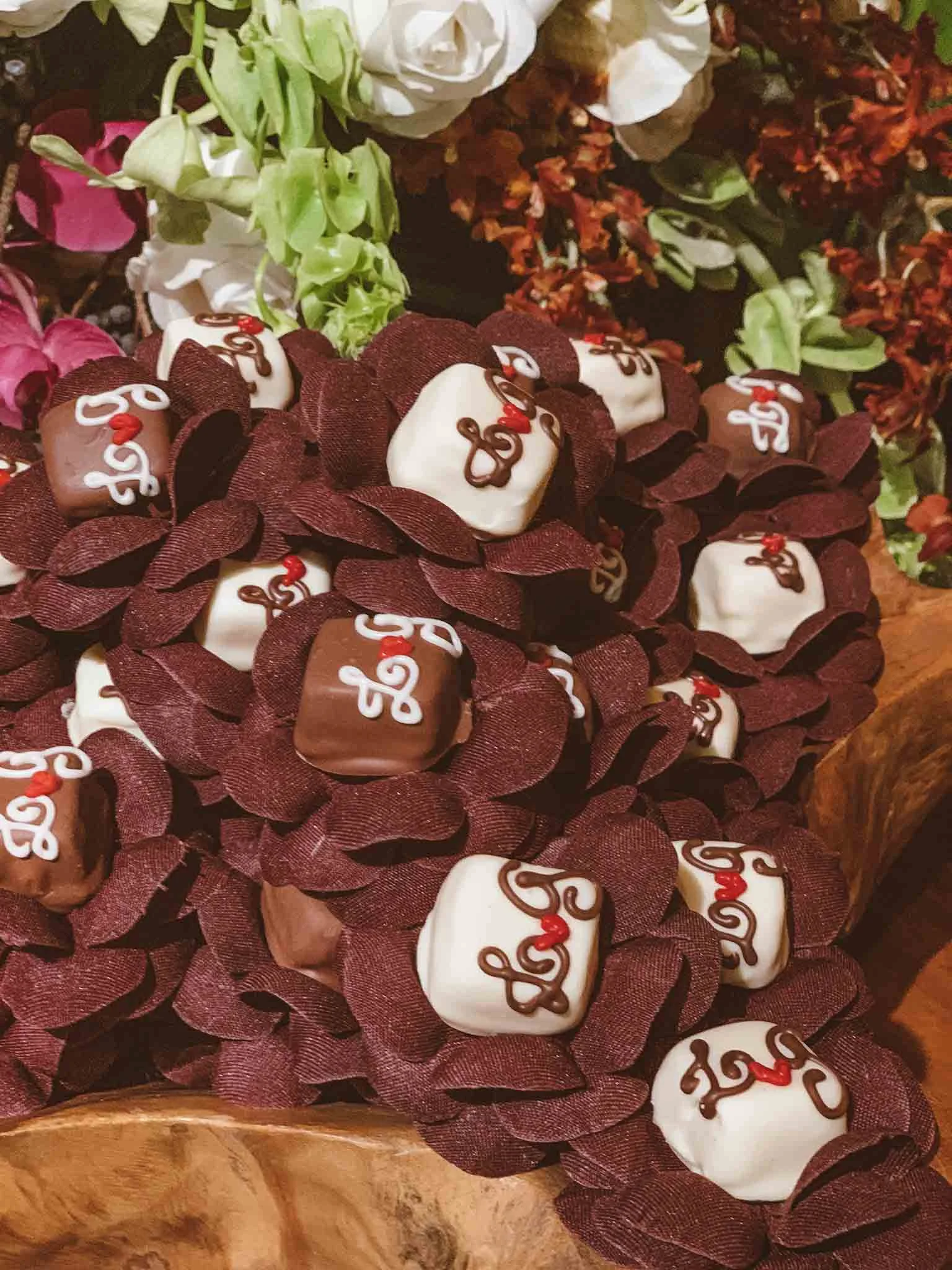 docinhos-personalizados-casamento.jpg
