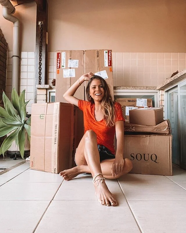 MAIS RENOVA&Ccedil;&Atilde;O VINDO A&Iacute;! chegaram quase todas as comprinhas pro nosso novo &ldquo;espa&ccedil;o gourmet&rdquo; aqui em casa. ❤️ ⁣
⁣
Tomei frente do projeto, encomendei itens de decora&ccedil;&atilde;o, de servir, al&eacute;m das 