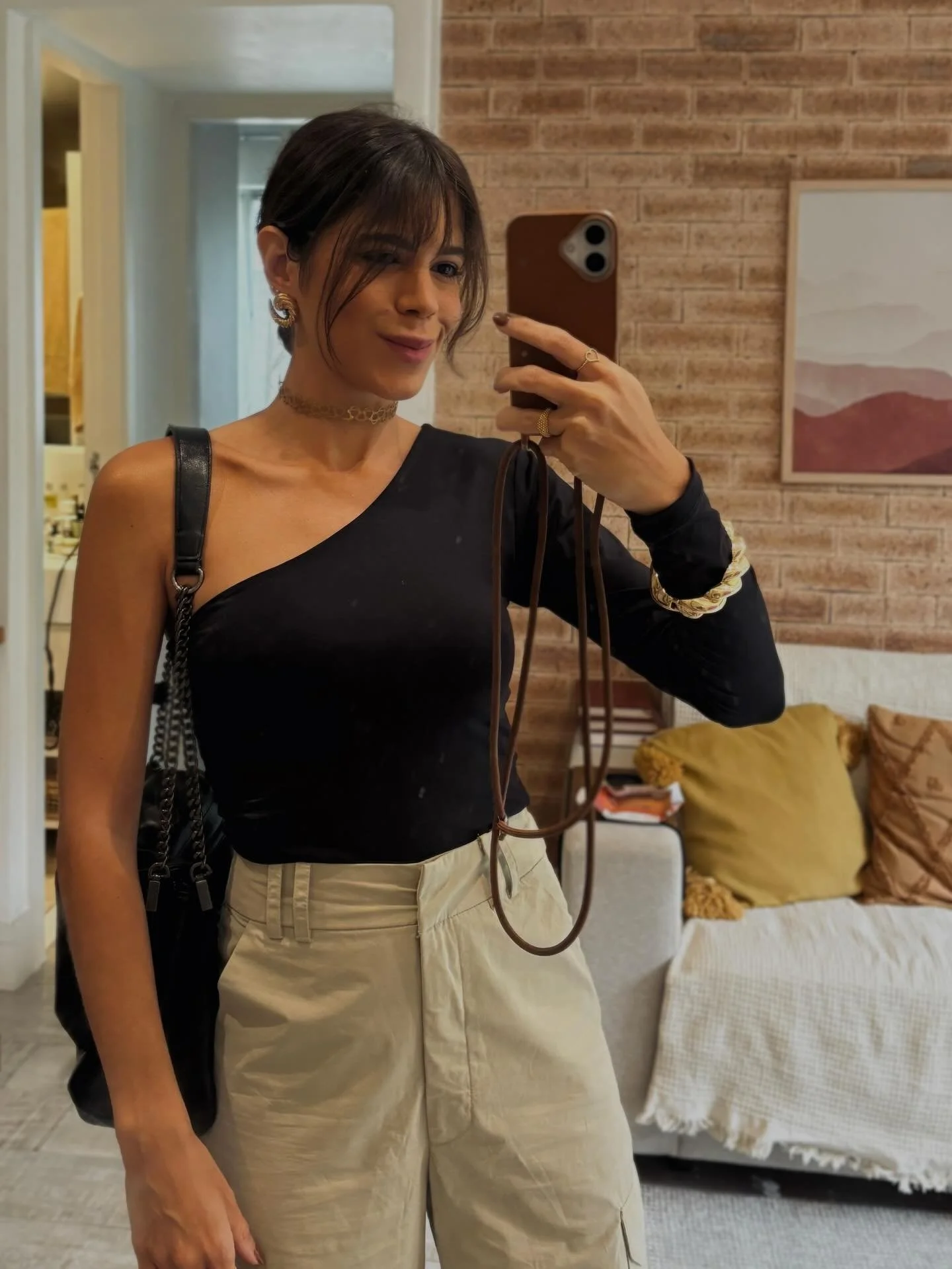 ROTININHA NO RJ com as mais recentes no rolo da c&acirc;mera 🫶🏼 

teve treino de abs da @natcosta.daily, teve muito estudo pro enem, teve jazz, teve yoga, teve visita pra vov&oacute;, teve encontrinho com as meninas no @vemproporta, teve ganchinhos