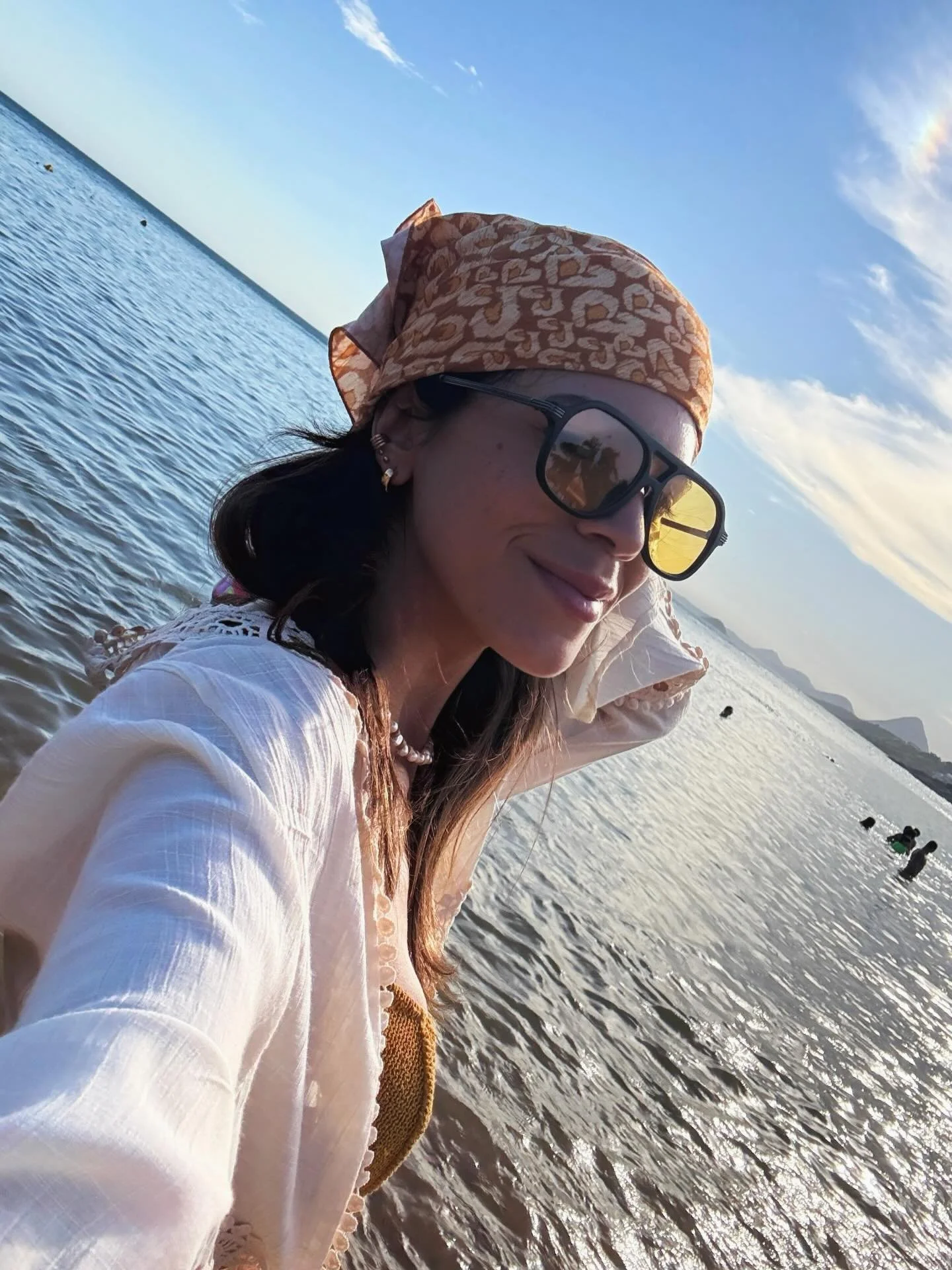 morando na praia por alguns dias 🌞 e aproveitando cada segundo! 🌊

&oacute;culos @benevenutti_acessorios 😎