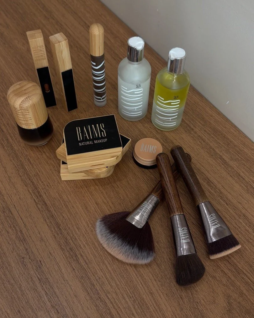 make do dia a dia com @baimsnaturalmakeup 🌿 produtinhos com ingredientes clean, maquiagem natural e pele fresca

finalmente trazendo para o feed essa dica de marca vegana, org&acirc;nica e cruelty free - e ainda tem embalagens esteticamente lindas p