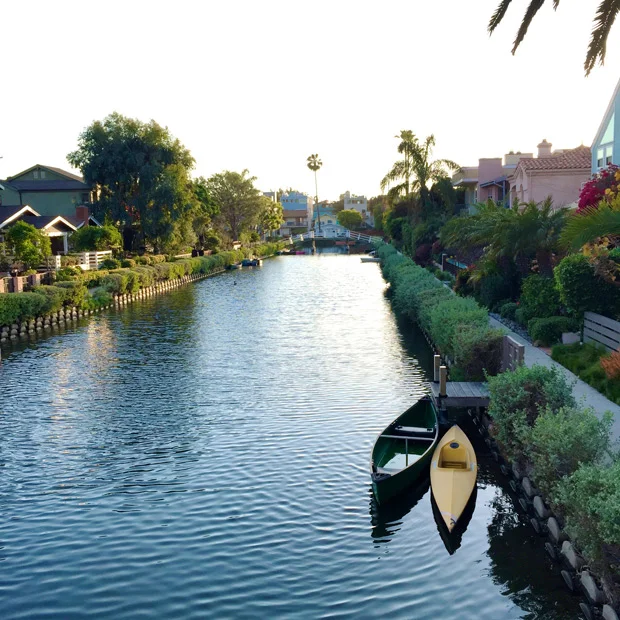 12315_L.A_CityGuide_43.jpg