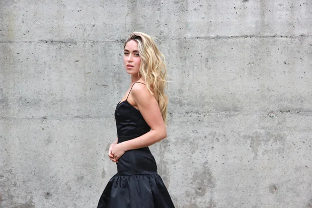 26215_black_gown_7.jpg