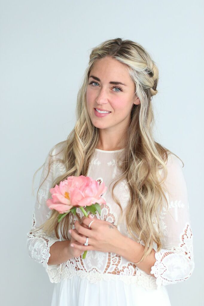 Photos by Erin Sousa | Dolce Vita Dress ( similar on sale!) AFLA x Melanie Auld Eternity Stacking Ring 