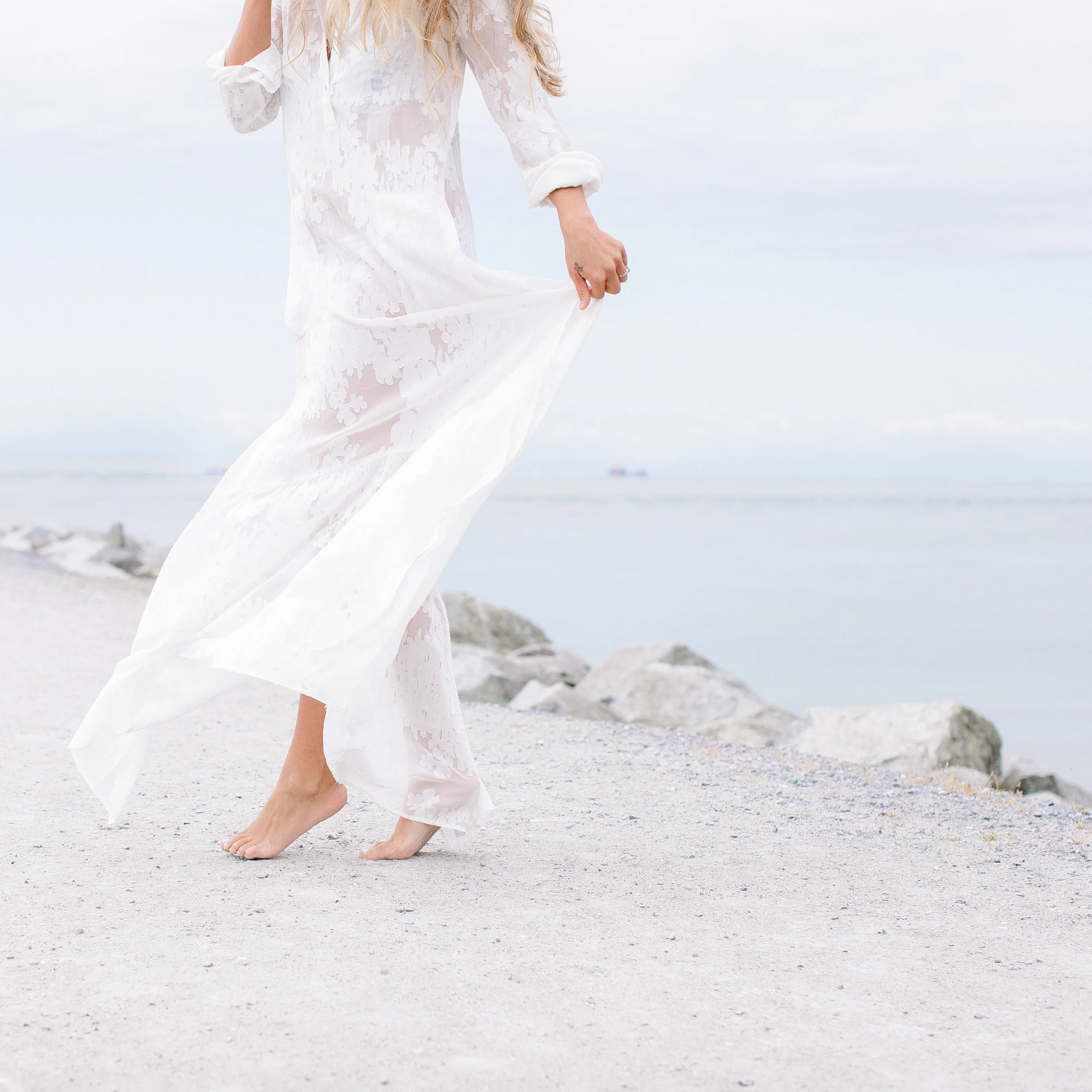 Photos by Jamie Lauren Photography For Love and Lemons Dress , RH Swimsuit Hair Curled with XO Styling Iron