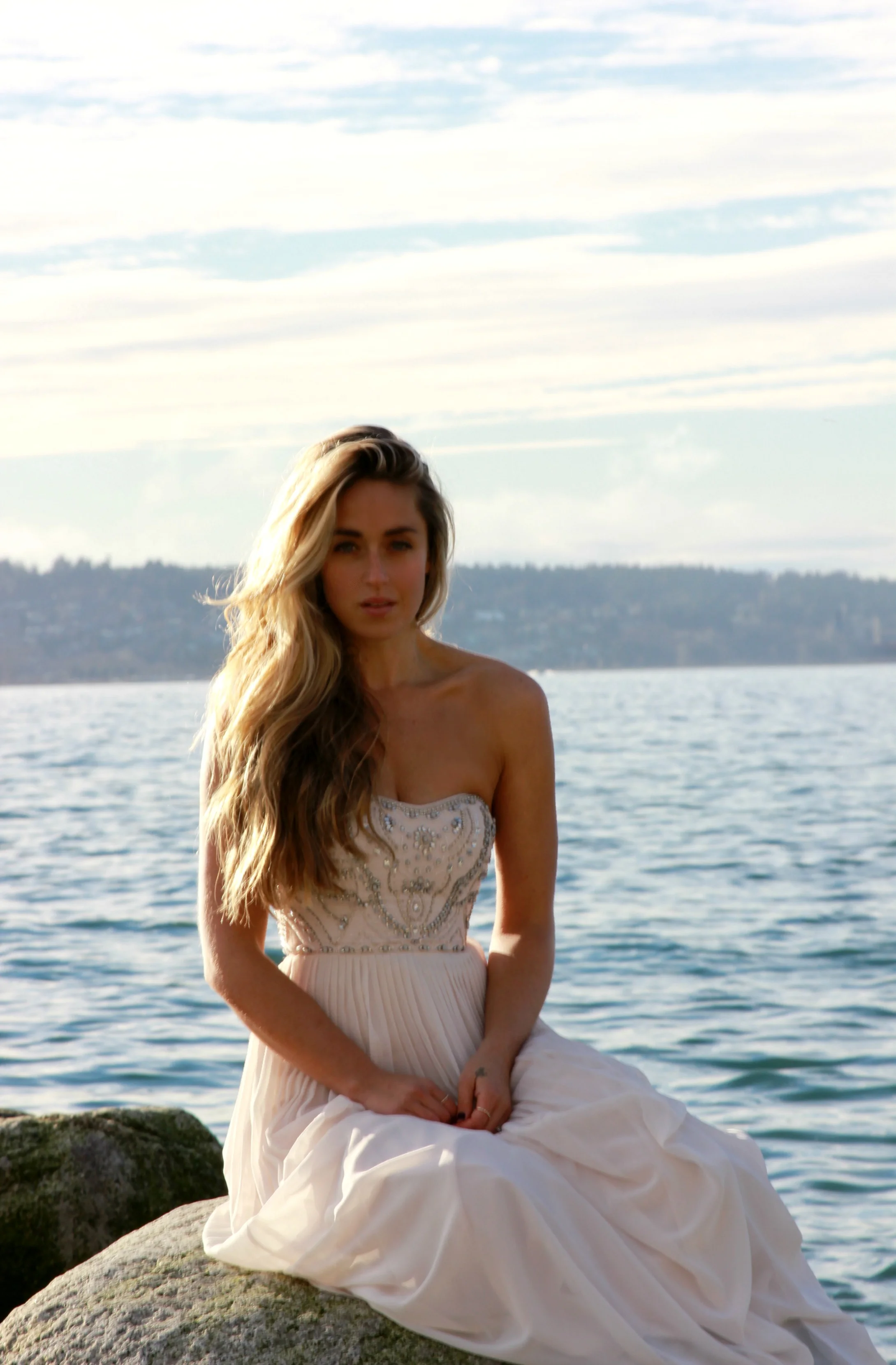 Ever New Dress, Hair styled with XO Styling Beach Hair Texturizing Spray & XO Styling Iron 