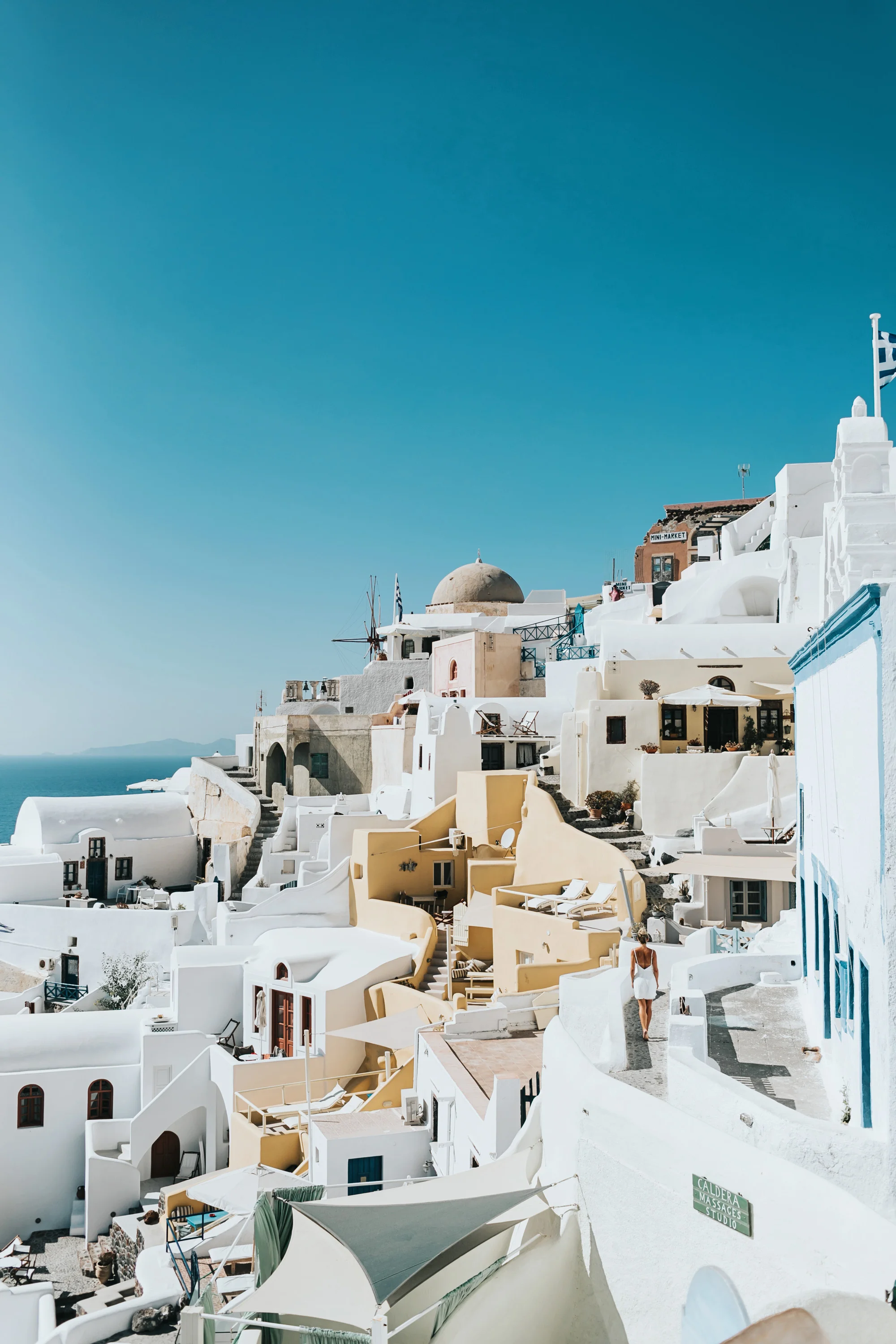SANTORINI.