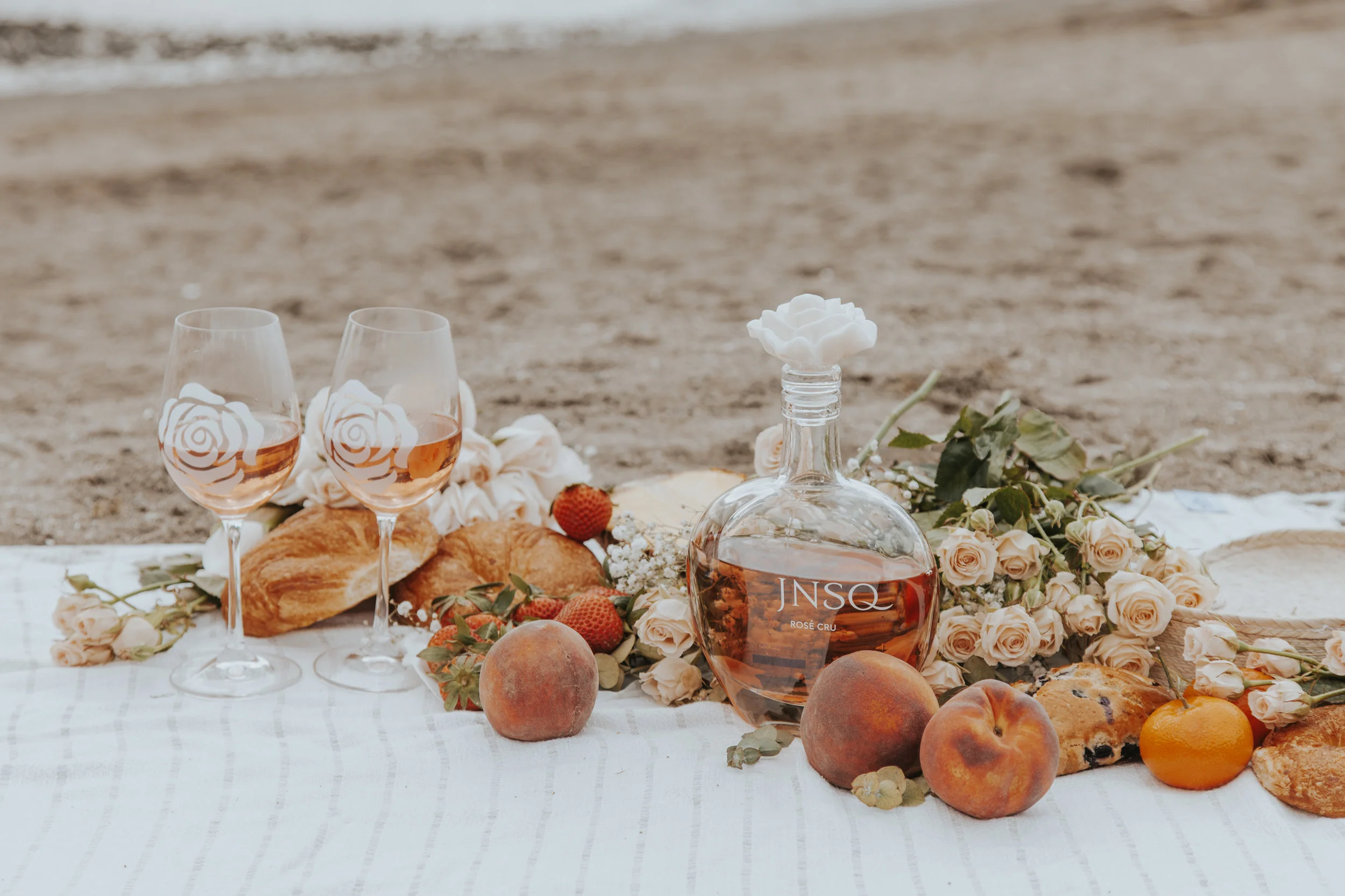 JNSQ Rosé Cru.