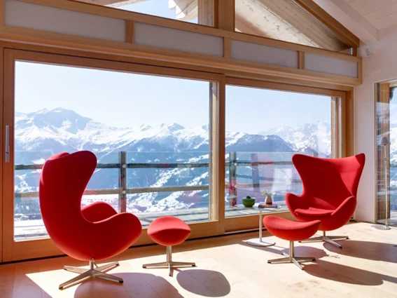 Claudia Urvois Chalet Indigo 01.jpg