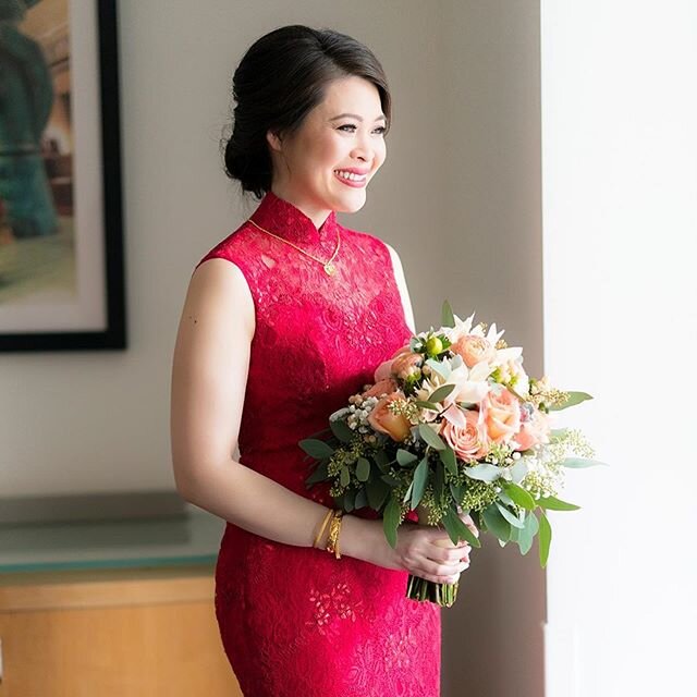 Red is a color of love in western culture. It also symbolizes celebration in eastern heritage. Loving how our bride incorporated our Ruby Red hand-crafted gown in her contemporary wedding.⁠
⁠
Couture @LumiereCoutureBridal⁠
Photo @kevindinhphoto⁠
MUH 