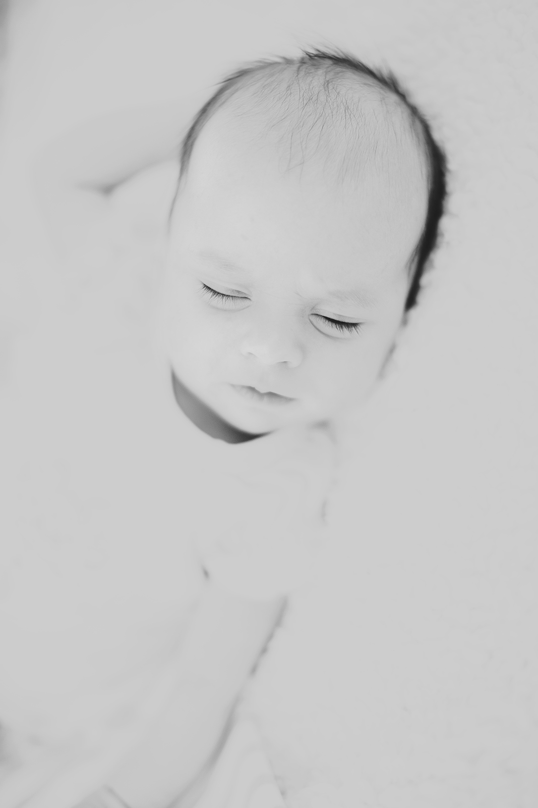 5 Outdoor Baby Portrait Black & White Adelaide 02.jpg