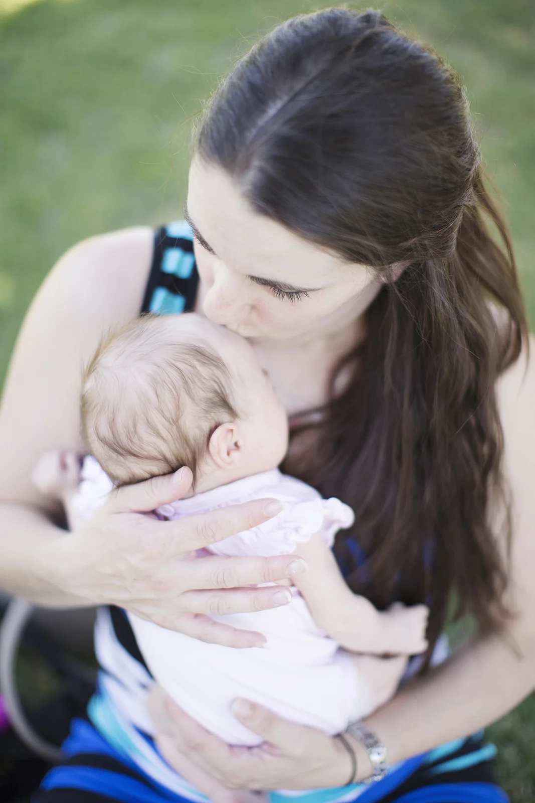 Mother & Baby Outdoor Picnic Portraits in Adelaide