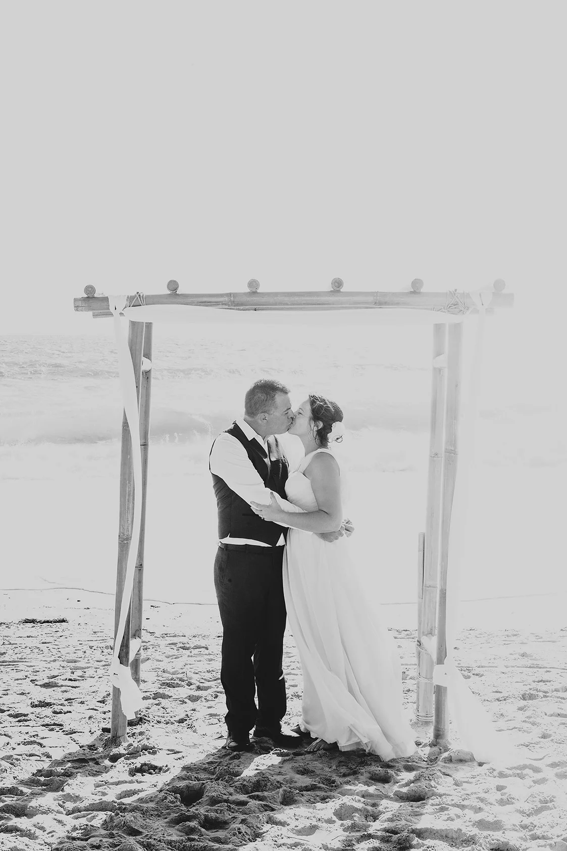 Chelsa & Kevin's Family Beach Wedding