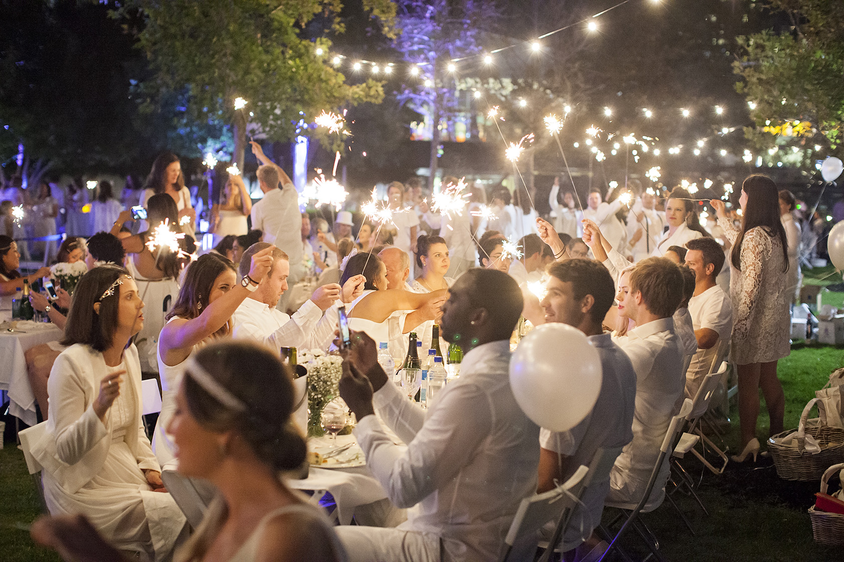 Diner En Blanc - Melbourne Thirtieth Photography 050.jpg