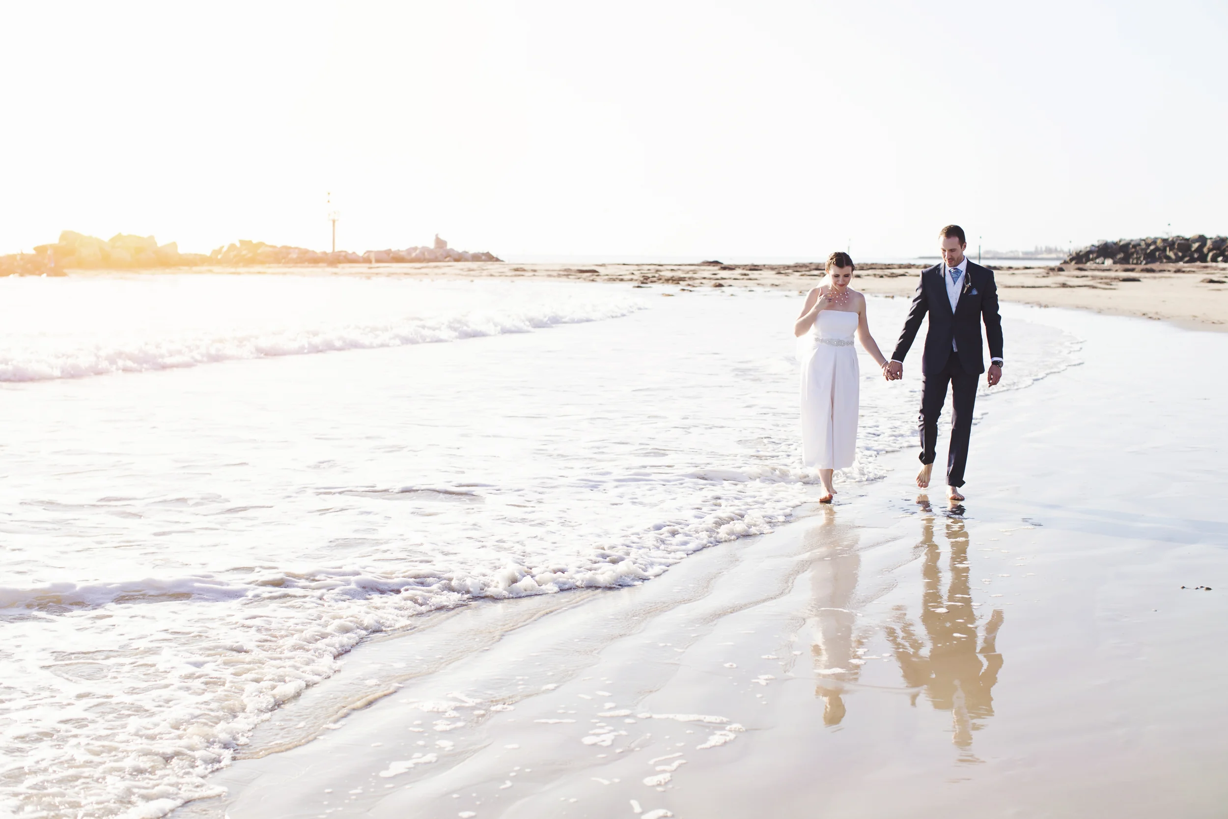 Sophie & Adam's Gorgeous Late Winter Beachside Wedding ♥