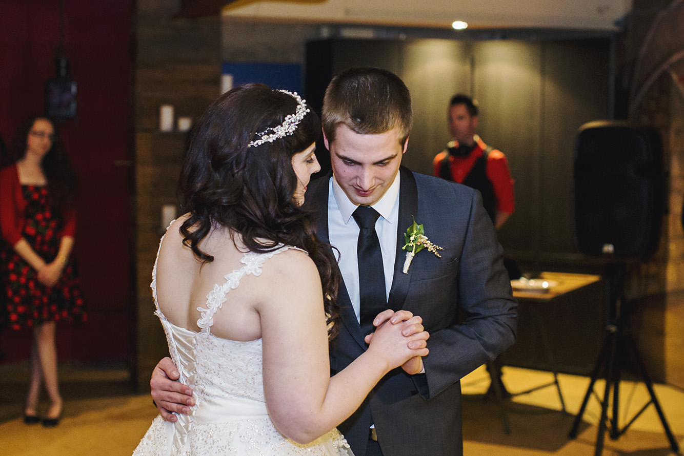 Gorgeous Al Ru Farm Wedding 78.jpg