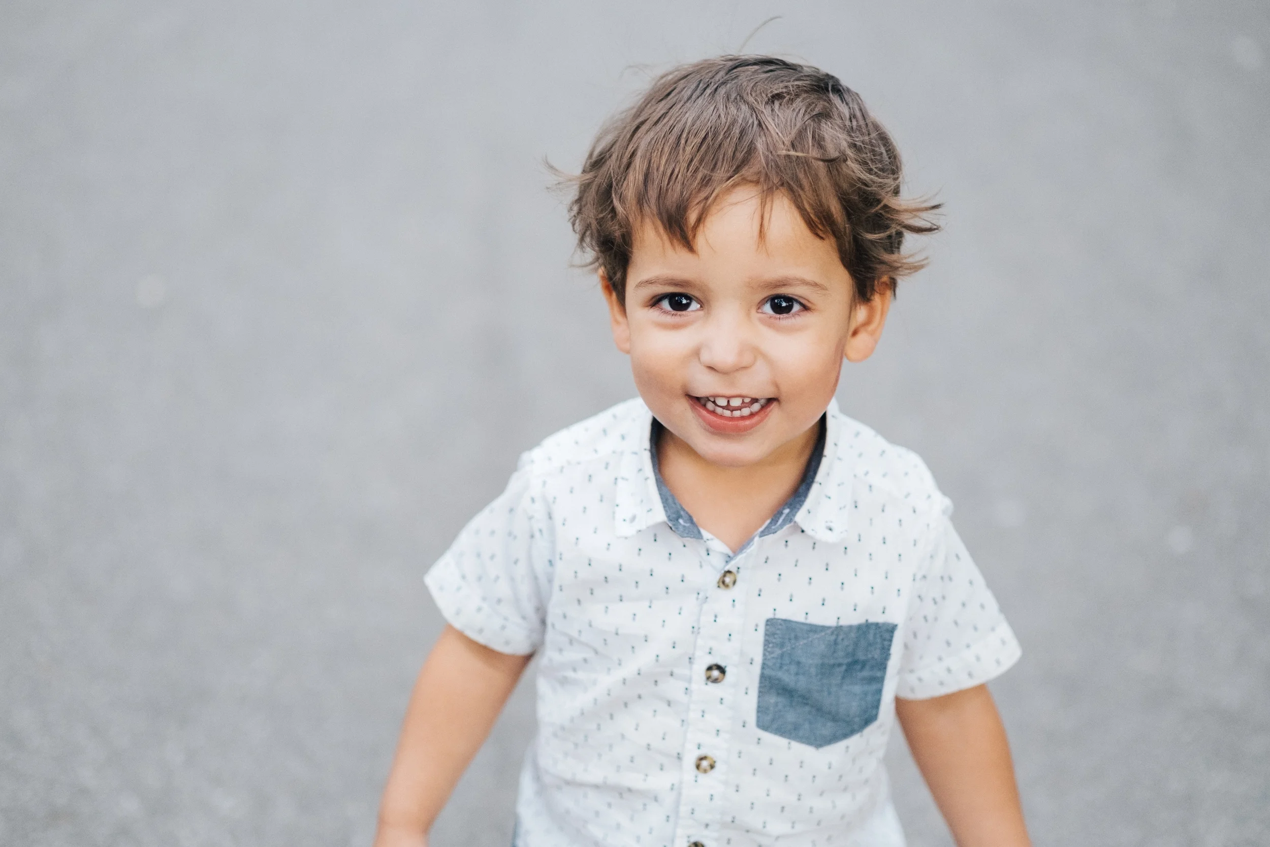 Enrique, Betty & Julian's Natural Family Portraits at Botanic Park & Gardens