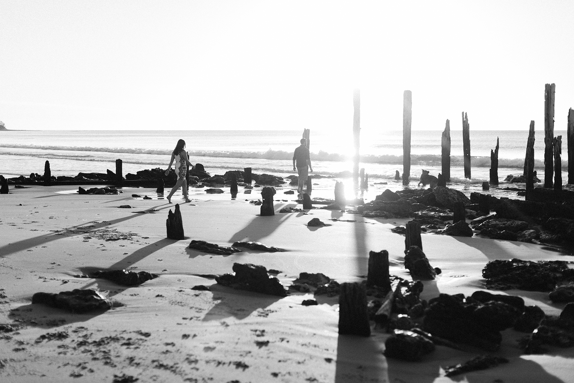 Beach sunset engagement photos willunga 009.jpg