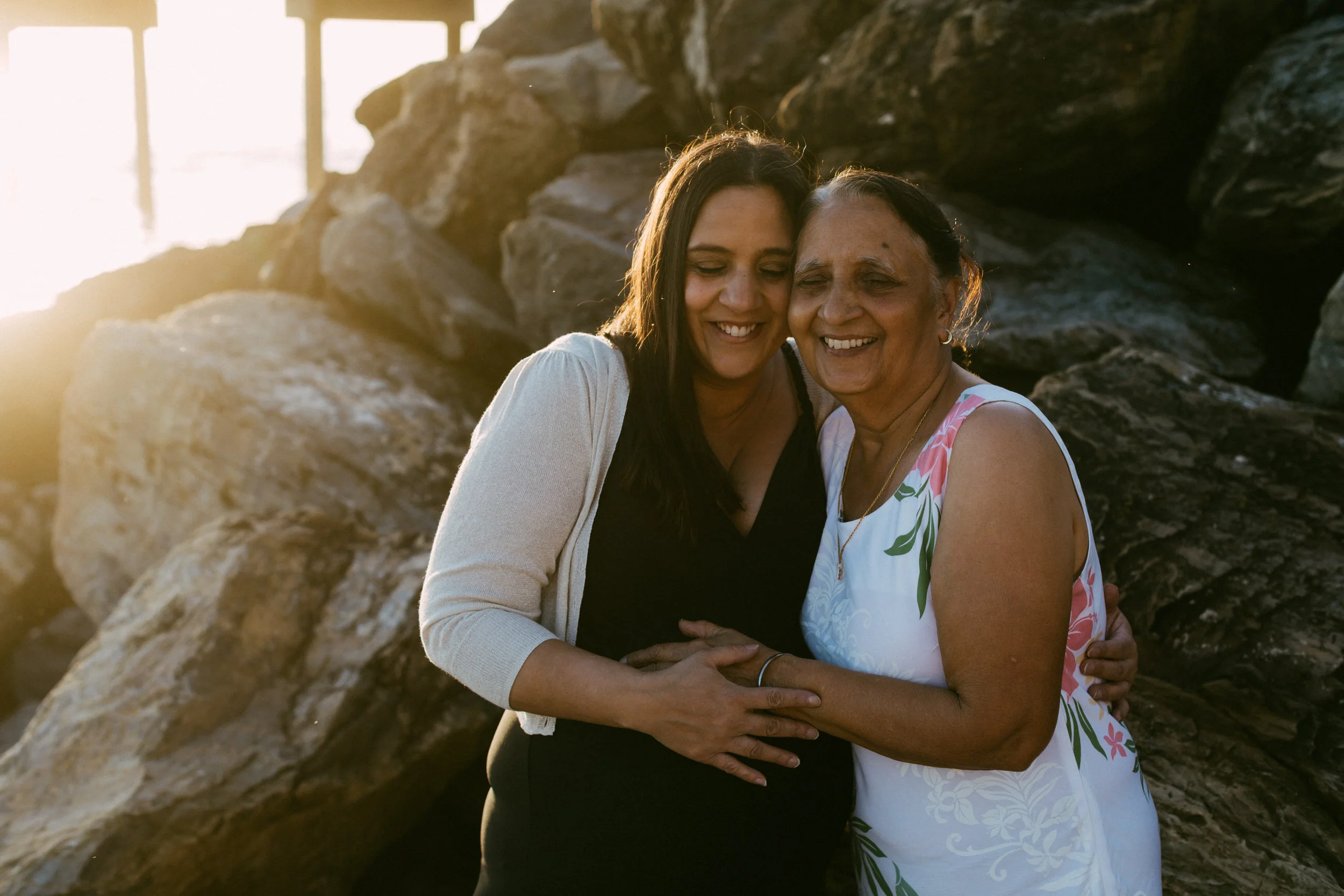 Beach Natural Maternity Portrait Session 038.jpg