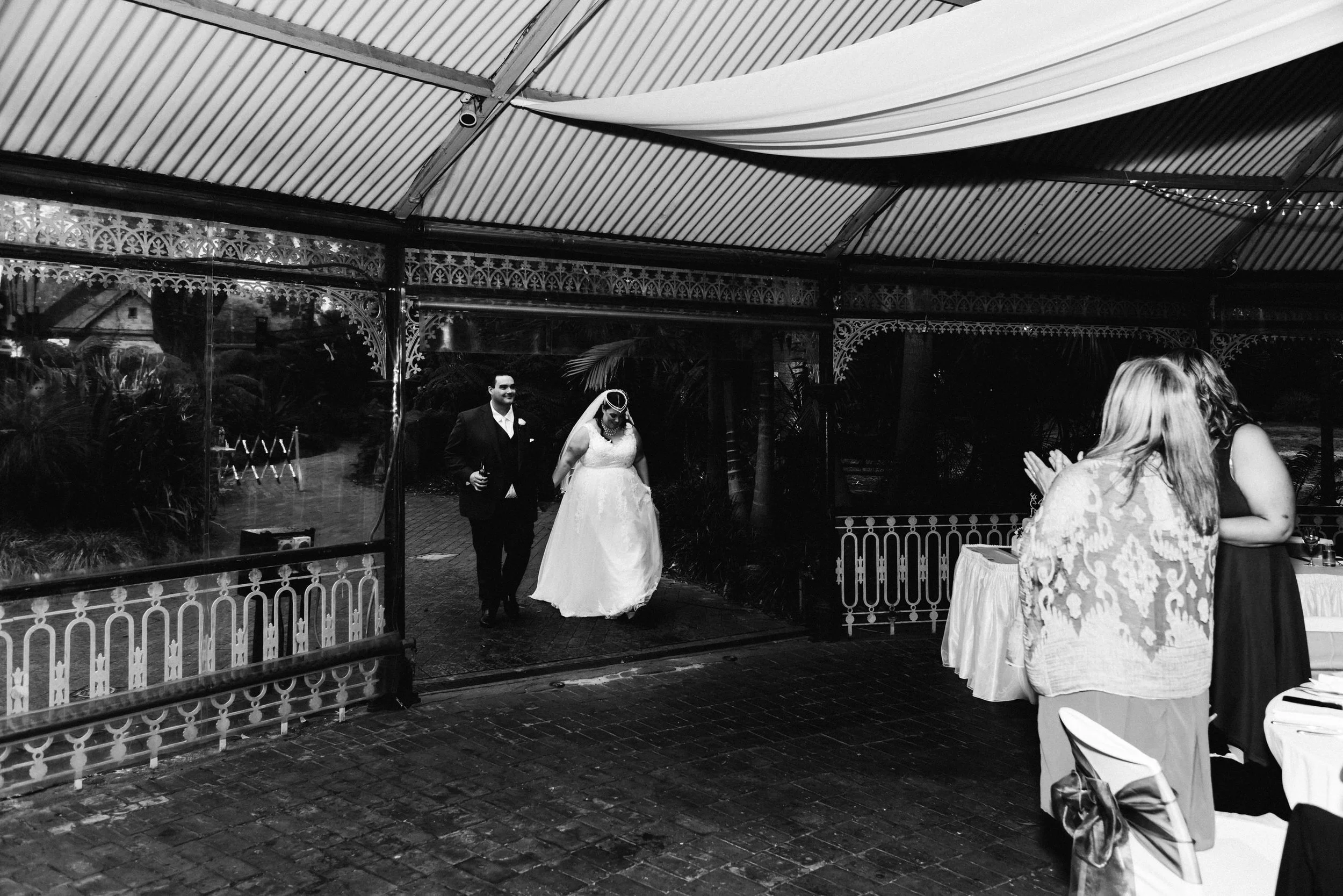 Adelaide Zoo Wedding in the Rain 081.jpg