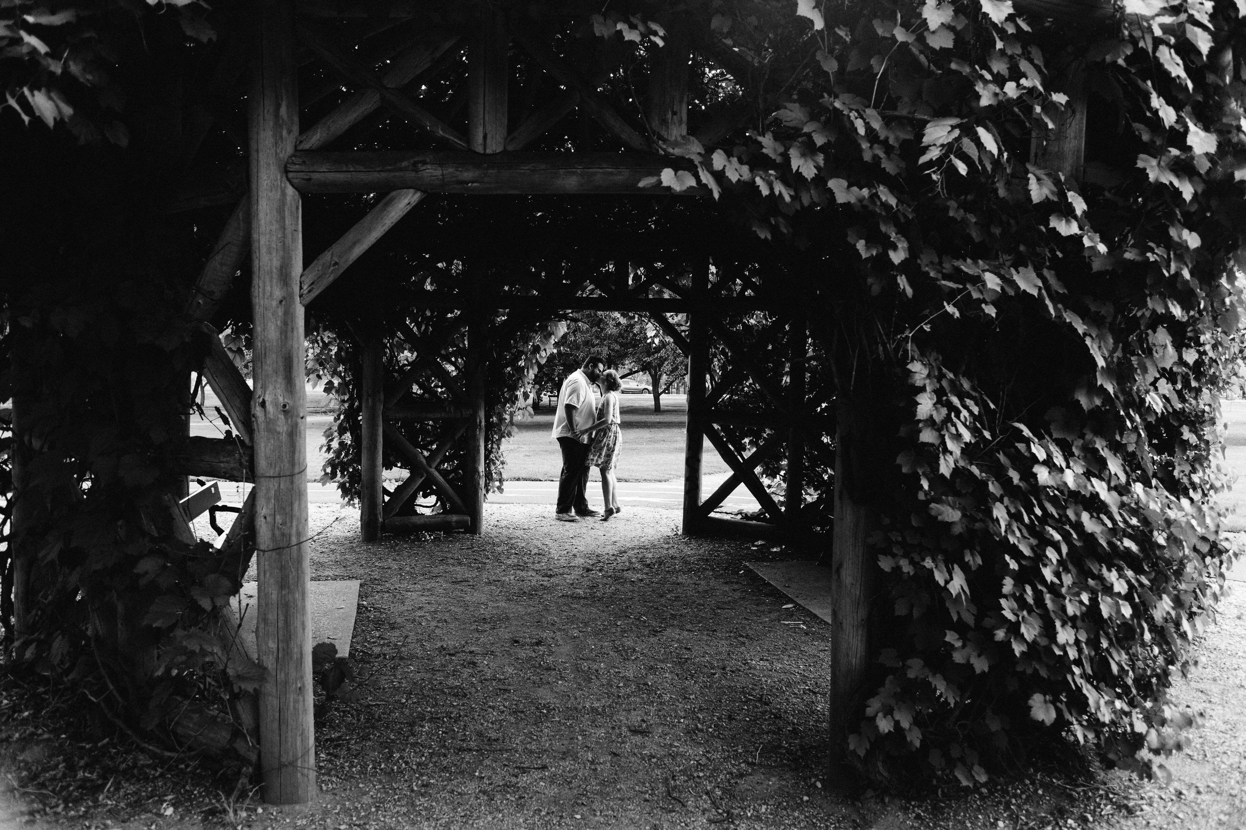 Himeji Gardens Engagement Portraits 021.JPG