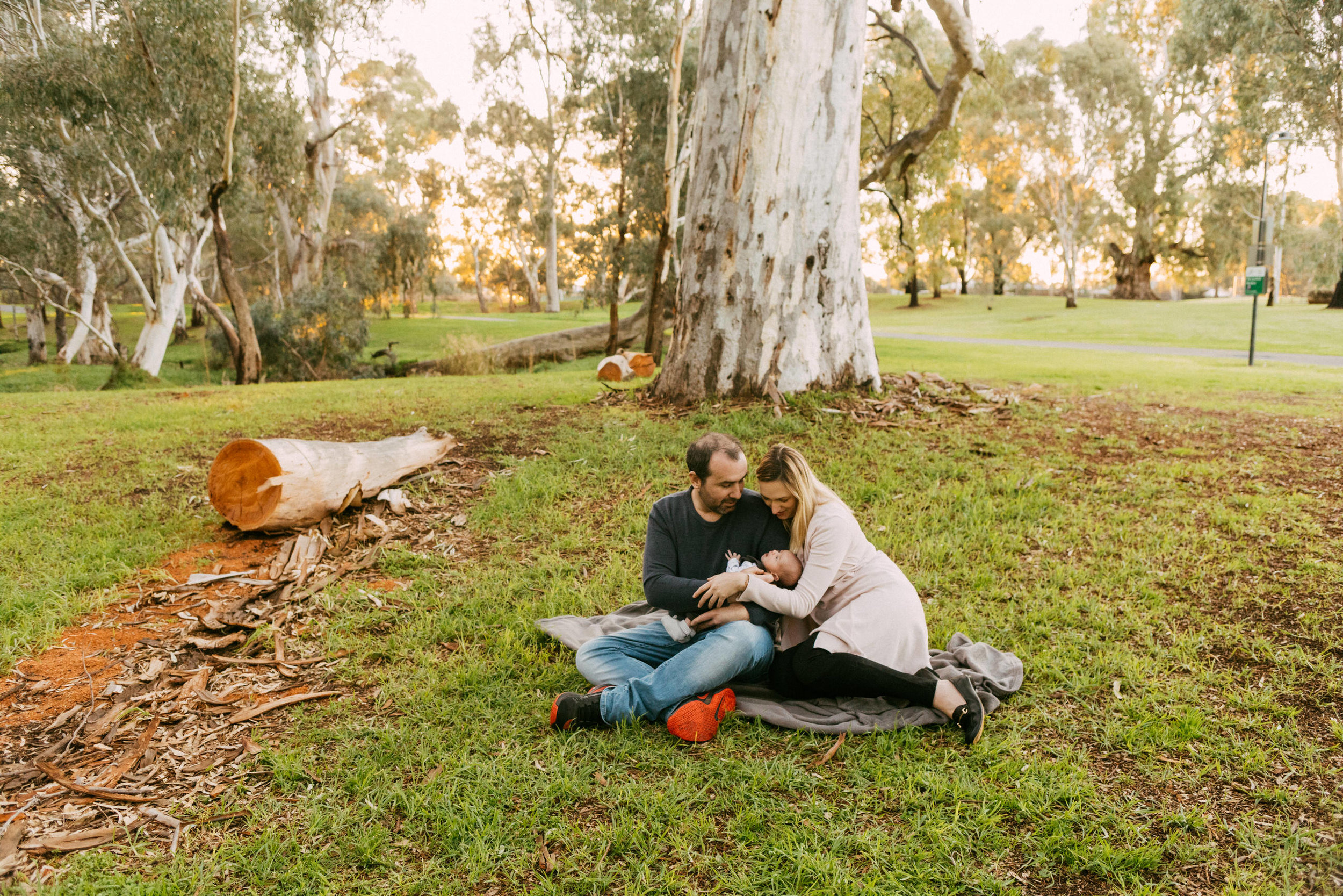 Natural Home and Park Adelaide Newborn Family Portraits 020.JPG