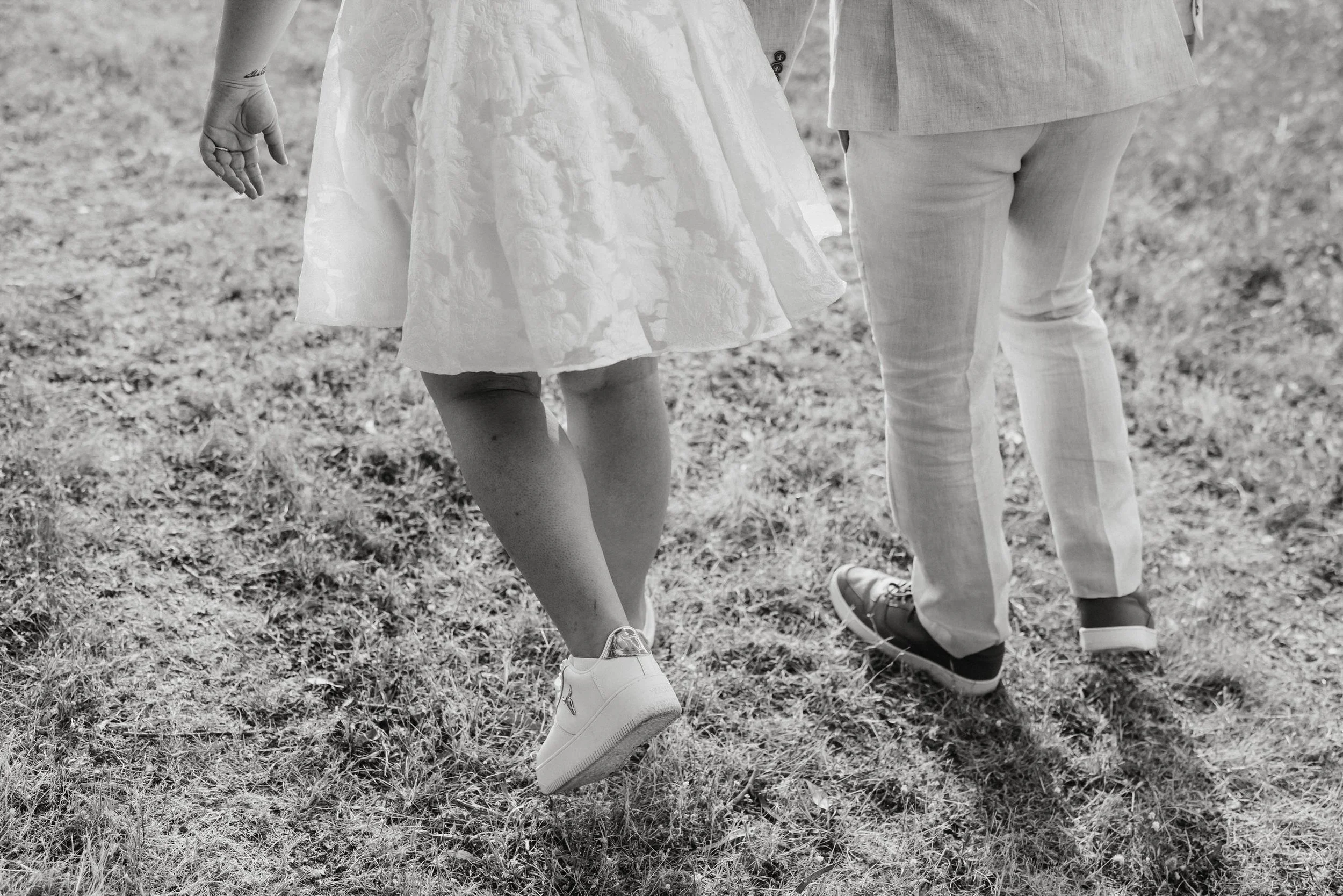 Magnolia Farm Elopement 006 detail photo of walkinh.jpg