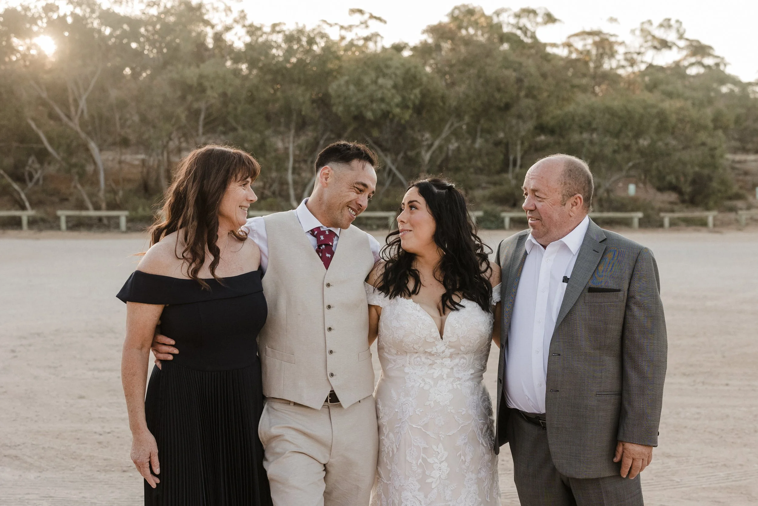 60 Monarto Zoo Wedding - family photos.jpg