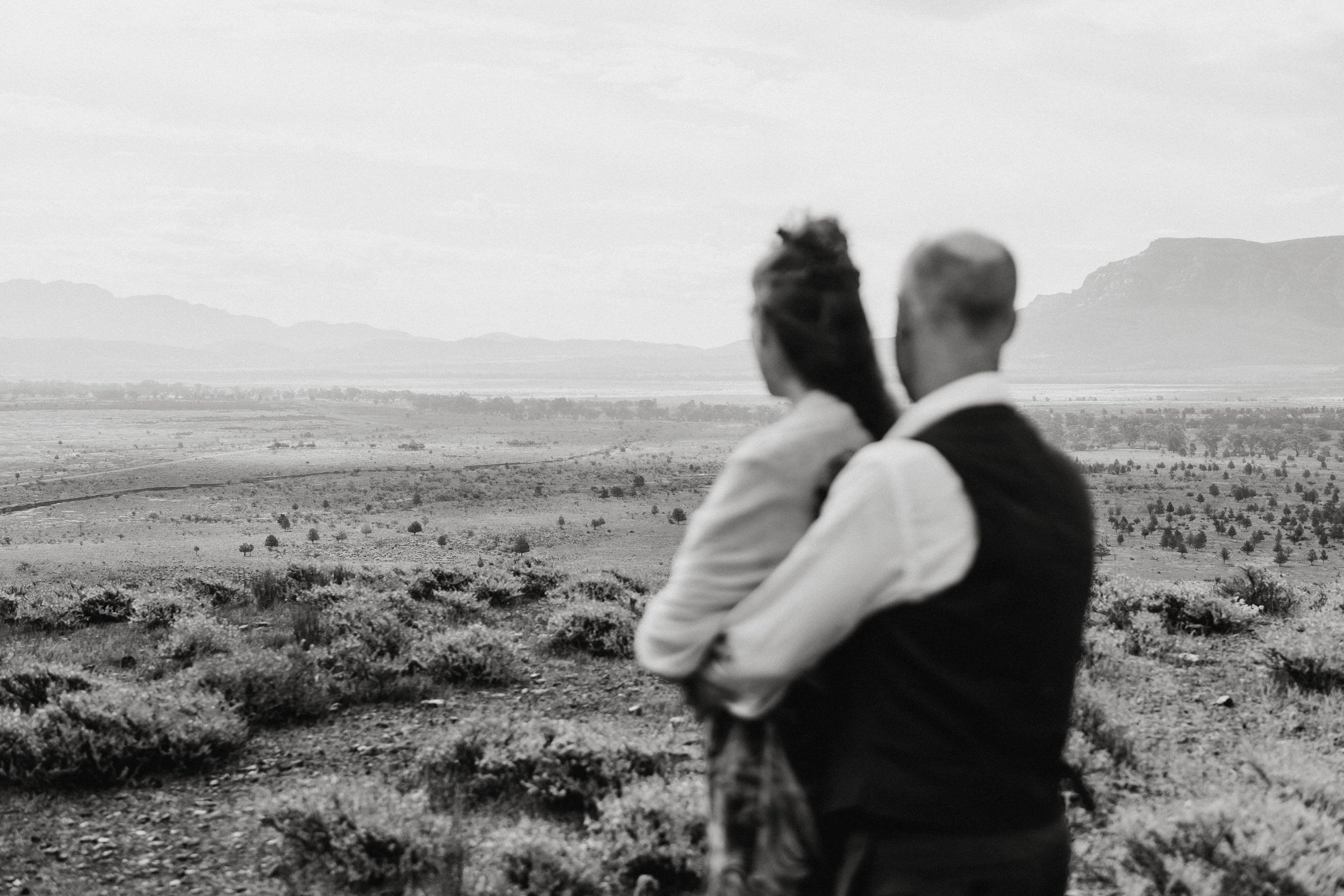 A no-fuss Rawnsley Park Station wedding in the Flinders Ranges