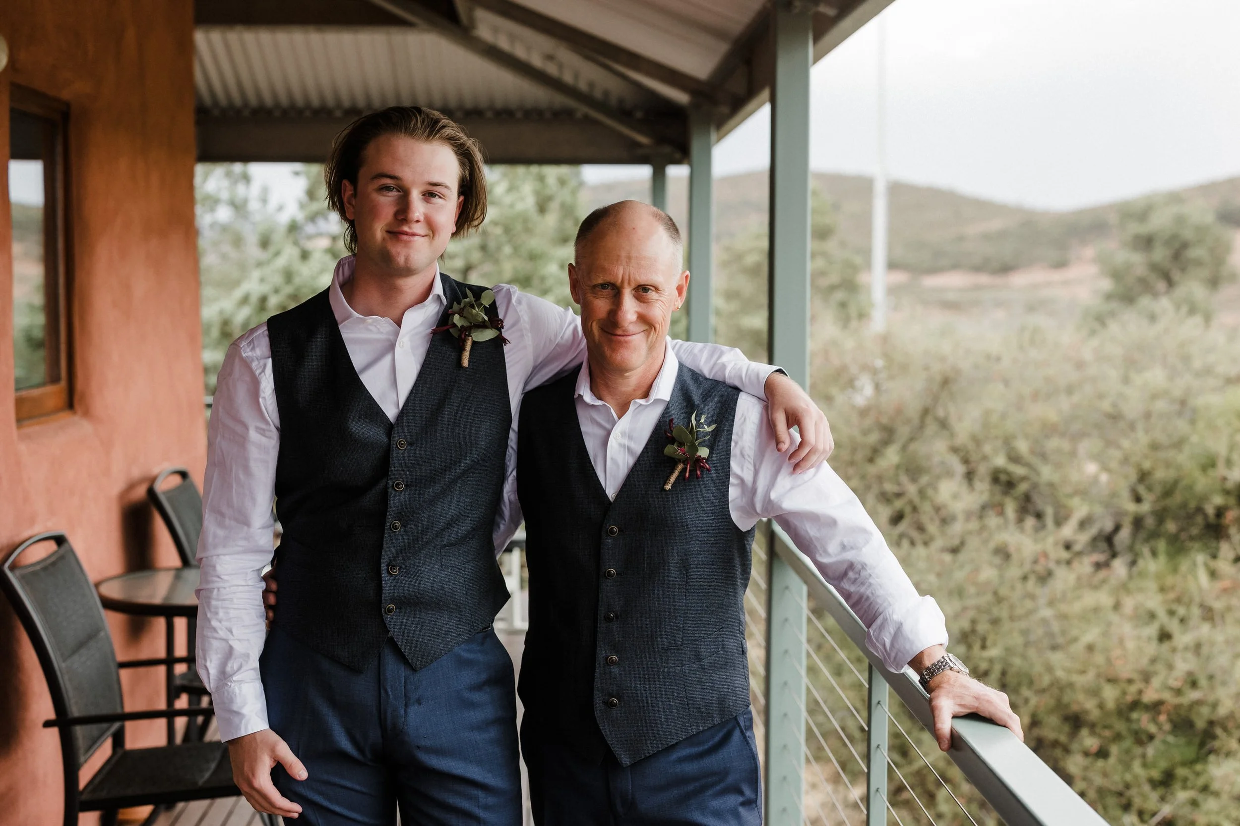 28 Rawnsley Park - groom prep.jpg