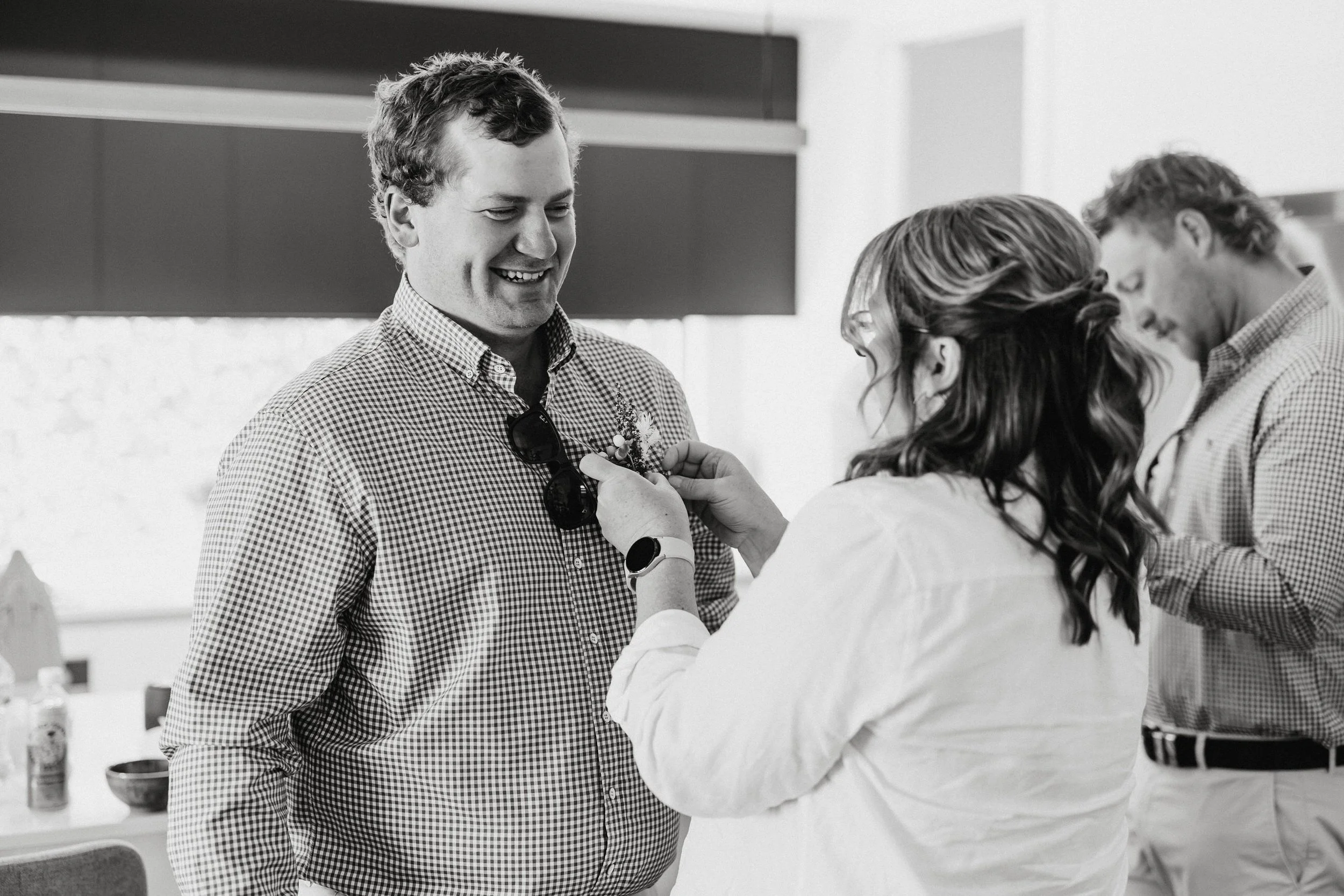 02 Port Willunga Groom Prep.jpg