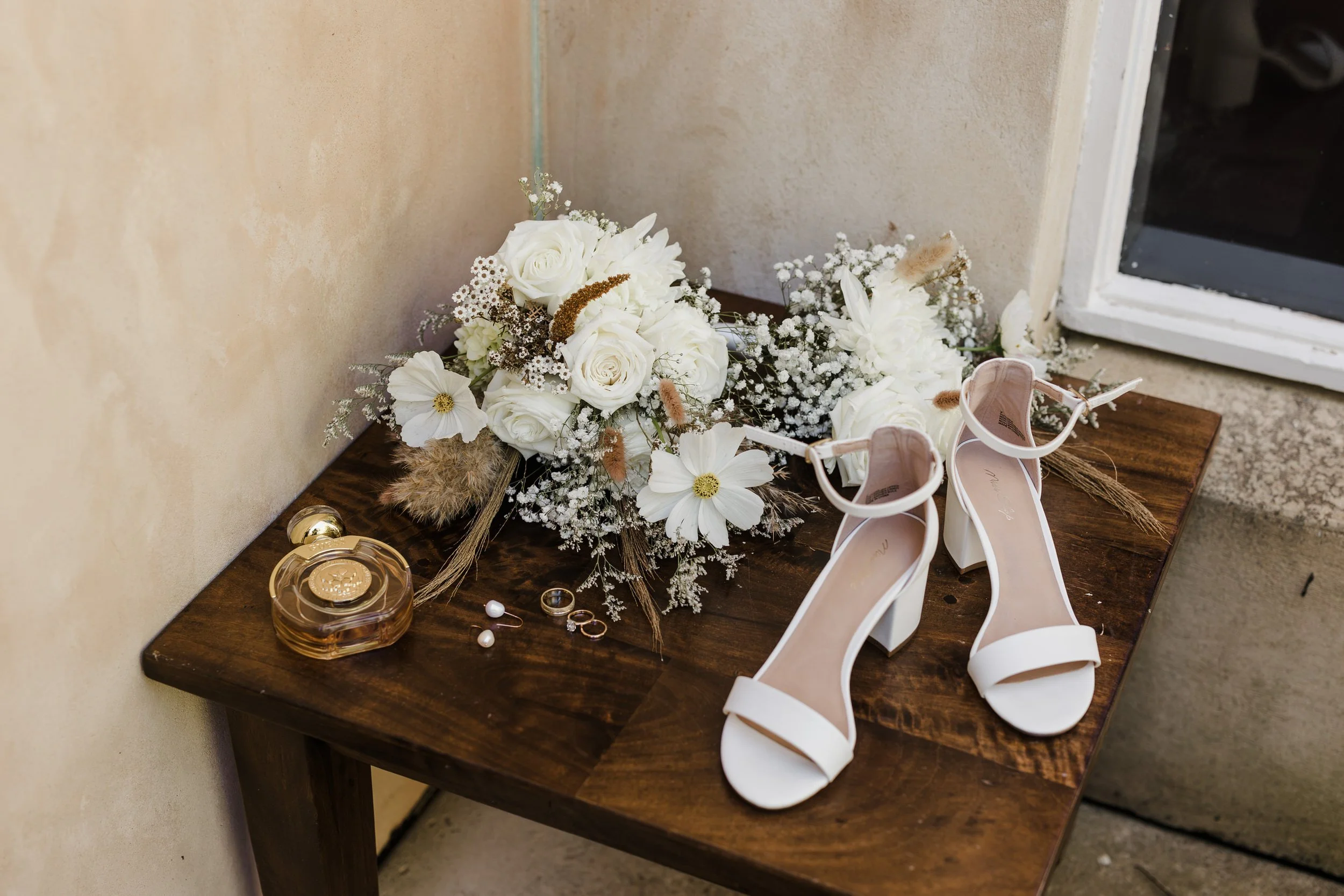 11 The Retreat Stirling Elopement Bride Preparation Photos.jpg