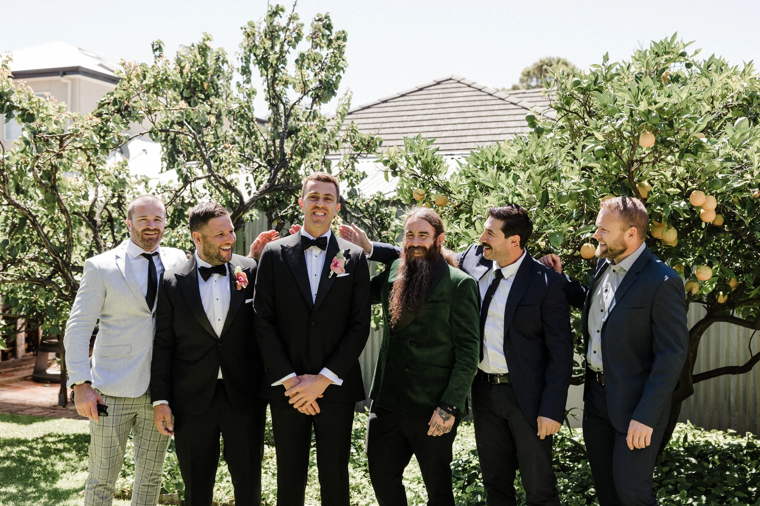 09 Groom prep photos.jpg