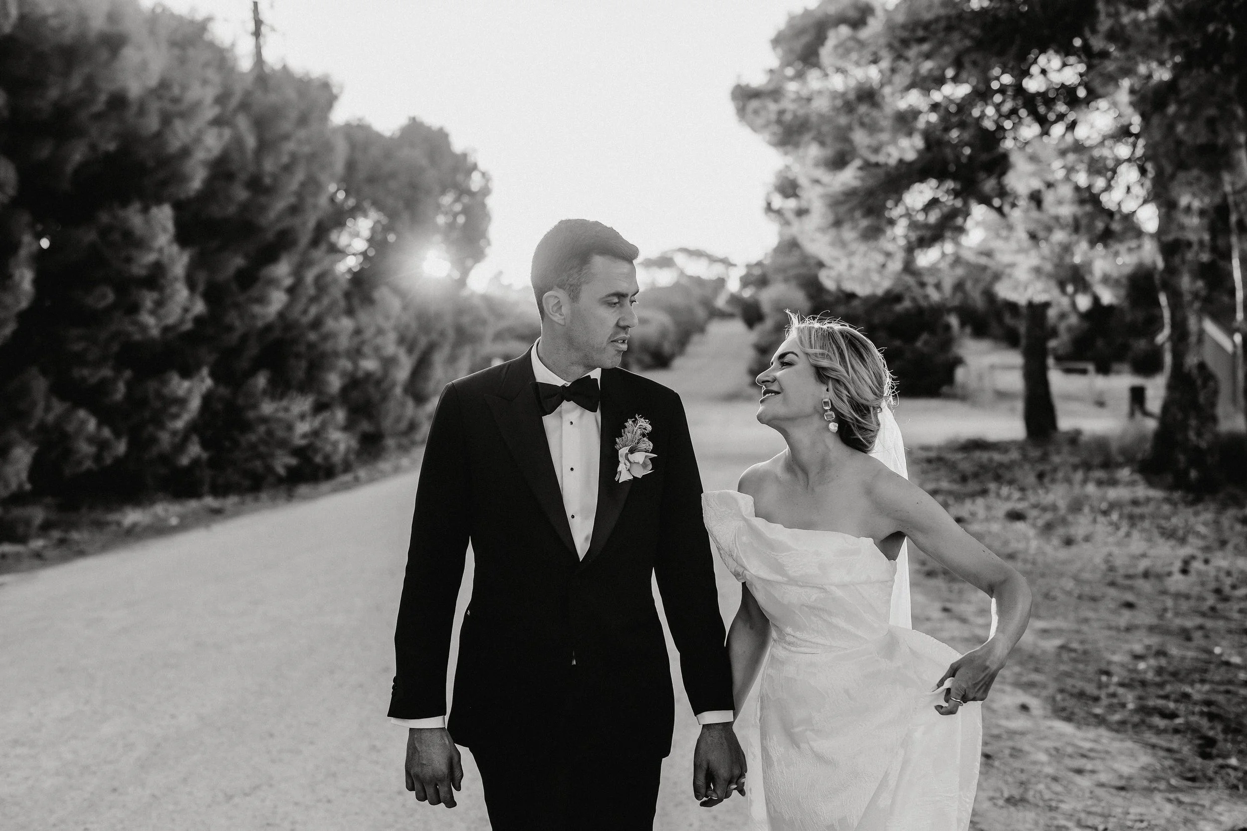 59 Simon Hacket Winery Wedding Sunset Portraits.jpg
