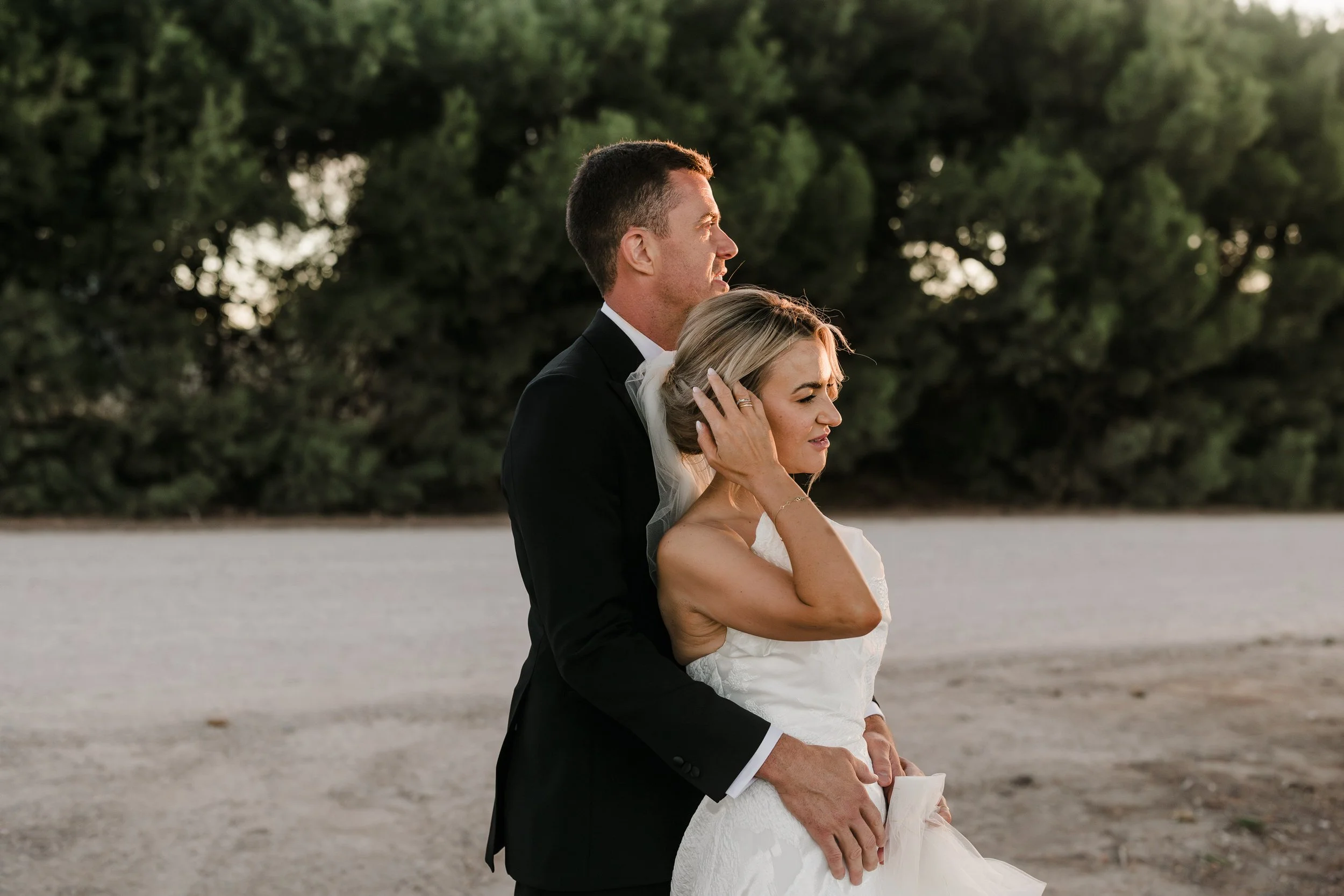 61 Simon Hacket Winery Wedding Sunset Portraits.jpg