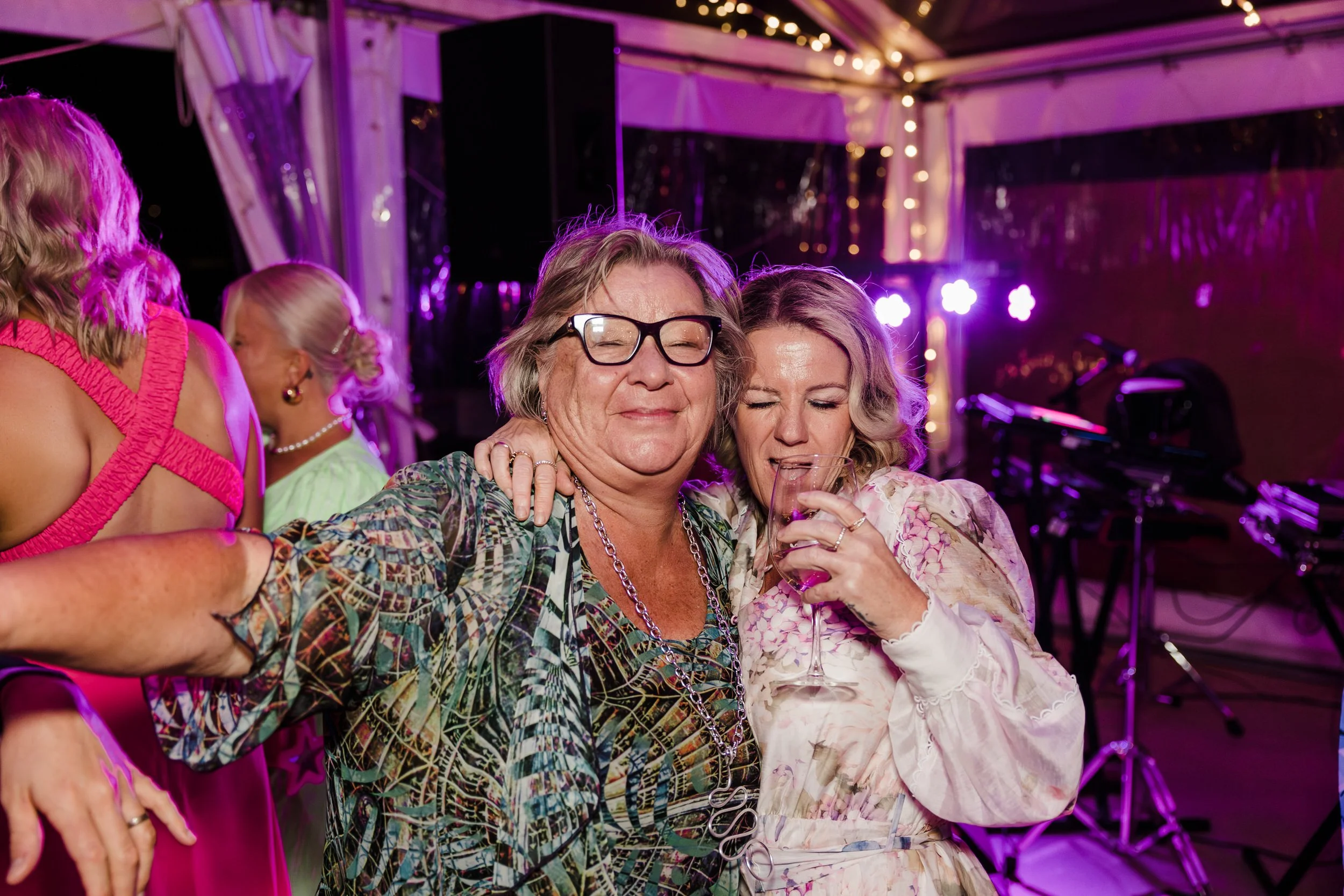75 Simon Hacket Winery Wedding Dancing.jpg