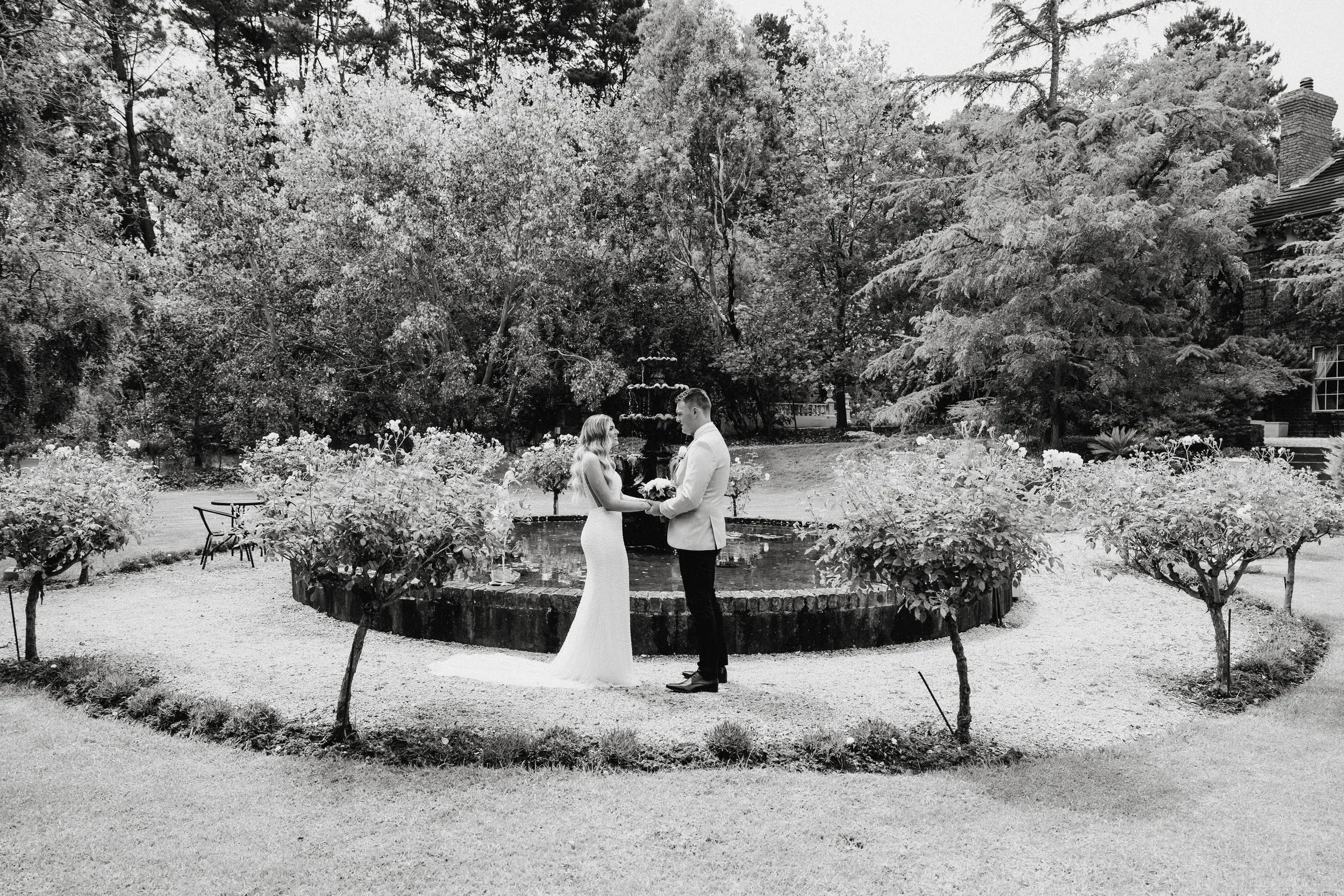 10 Manor Estate Kangarilla Elopement Portraits.jpg