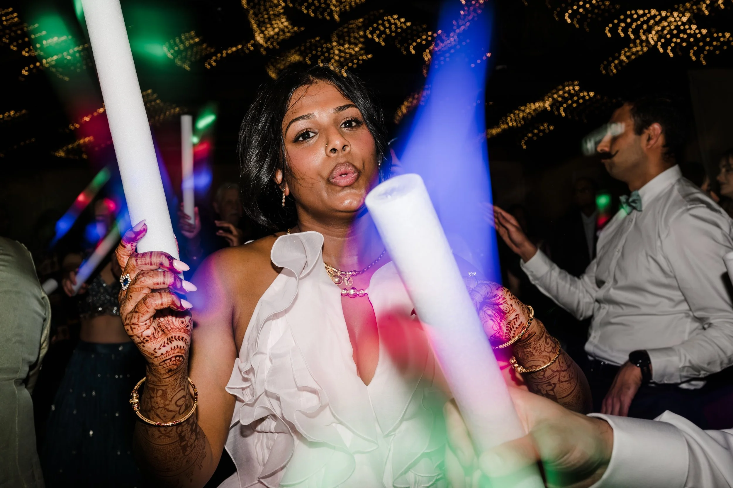 How Many Hours Should You Hire a Wedding Photographer For?