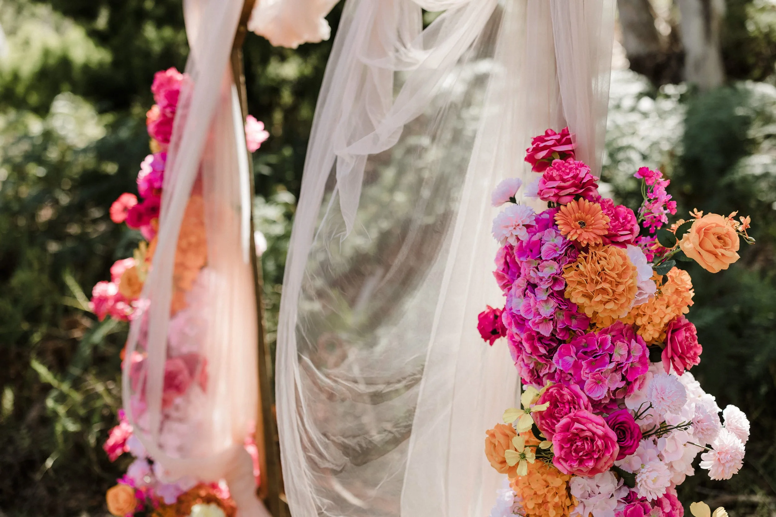 03 colourful wedding florals.jpg