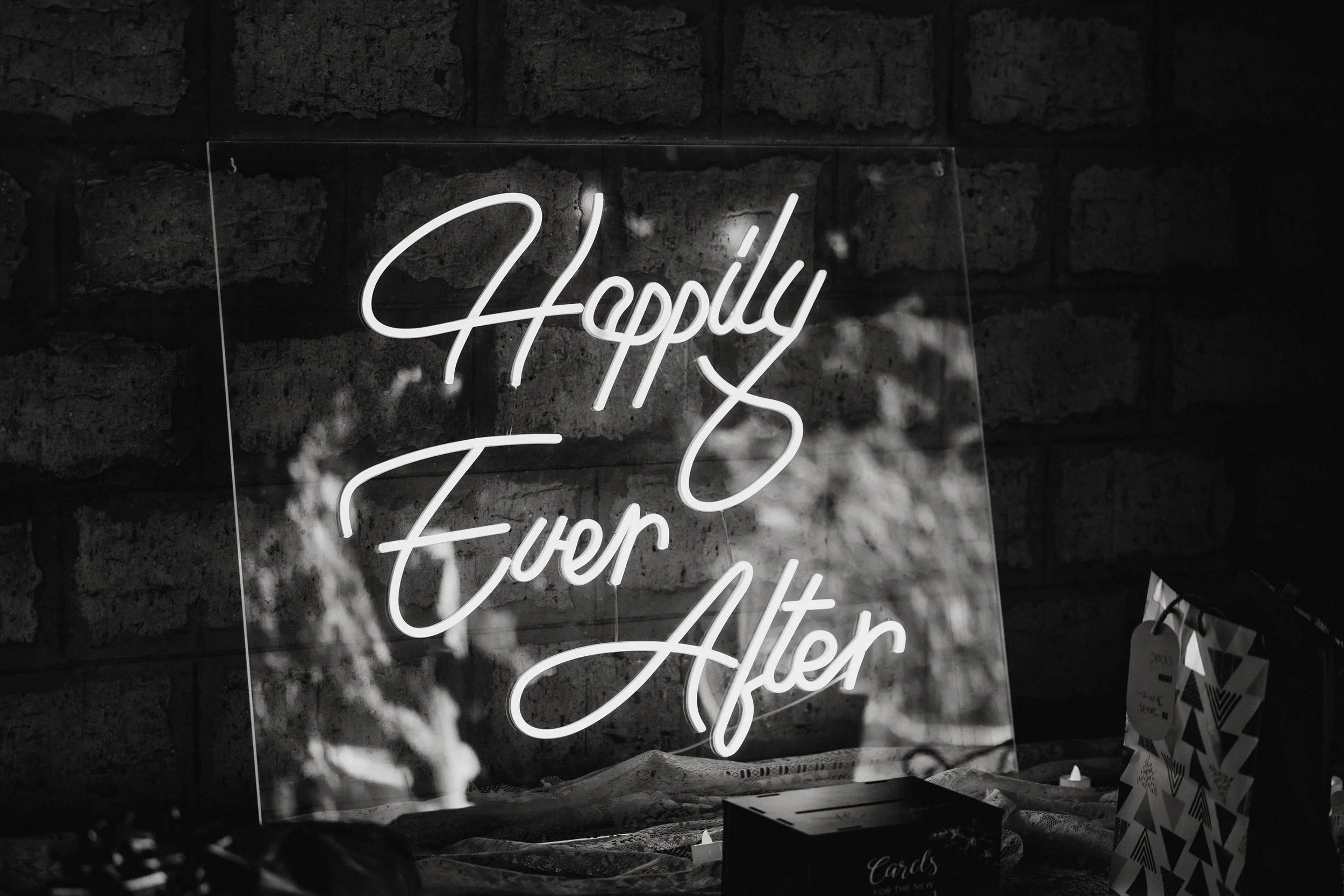 06 wedding happily ever after sign.jpg