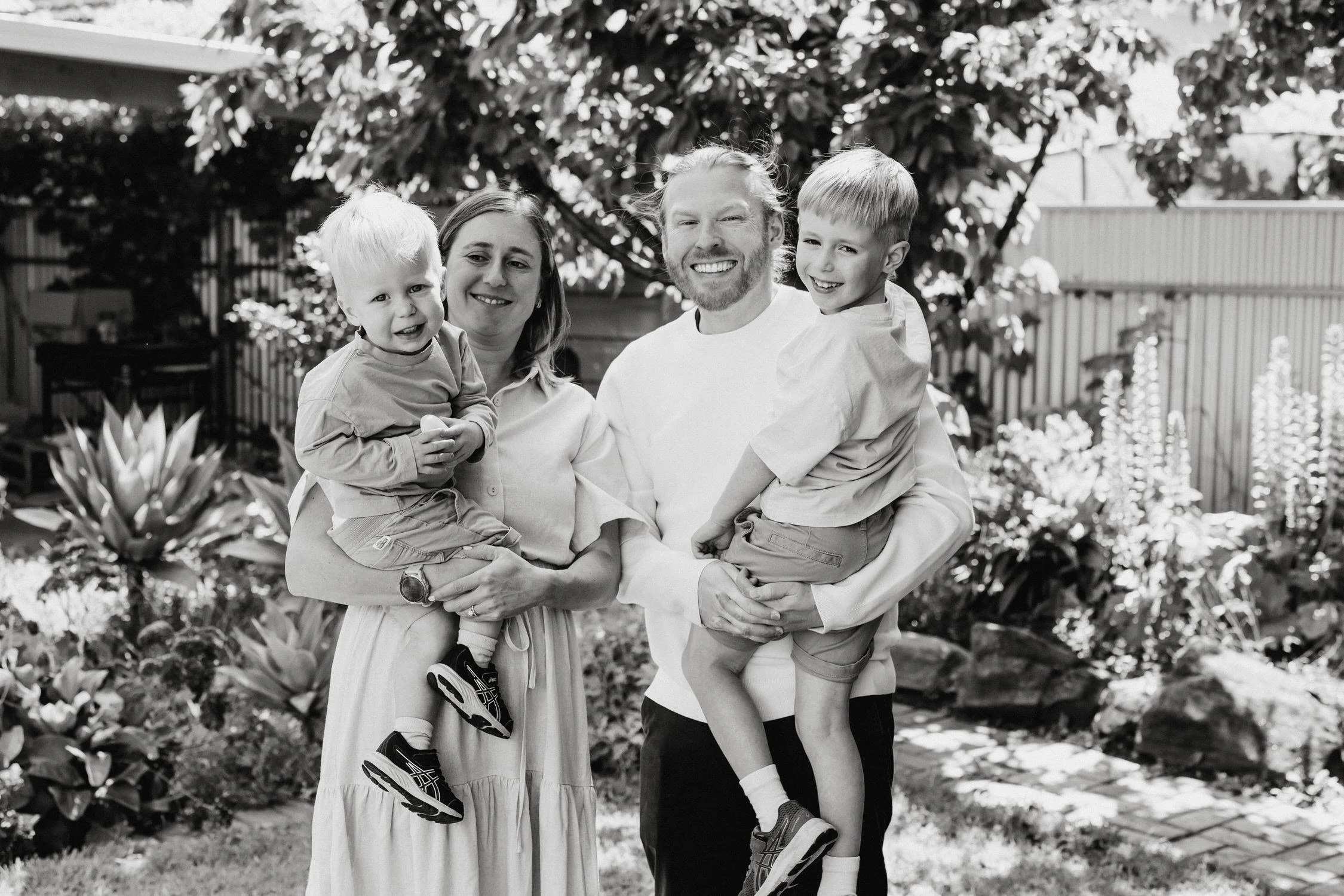 05 Natural family portraits at home Adelaide SA.jpg