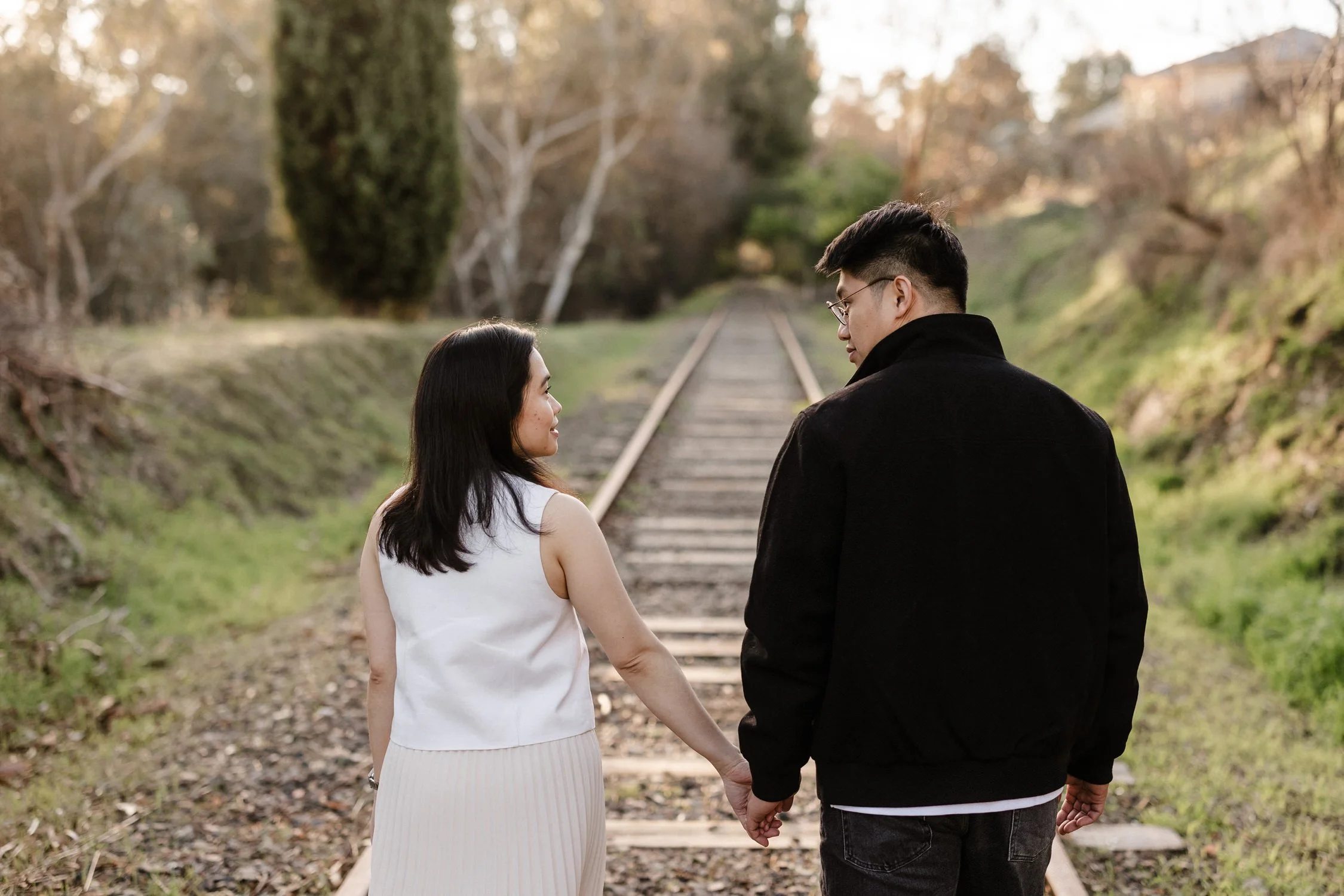 02 Mount Barker Train Track Couple portraits.jpg